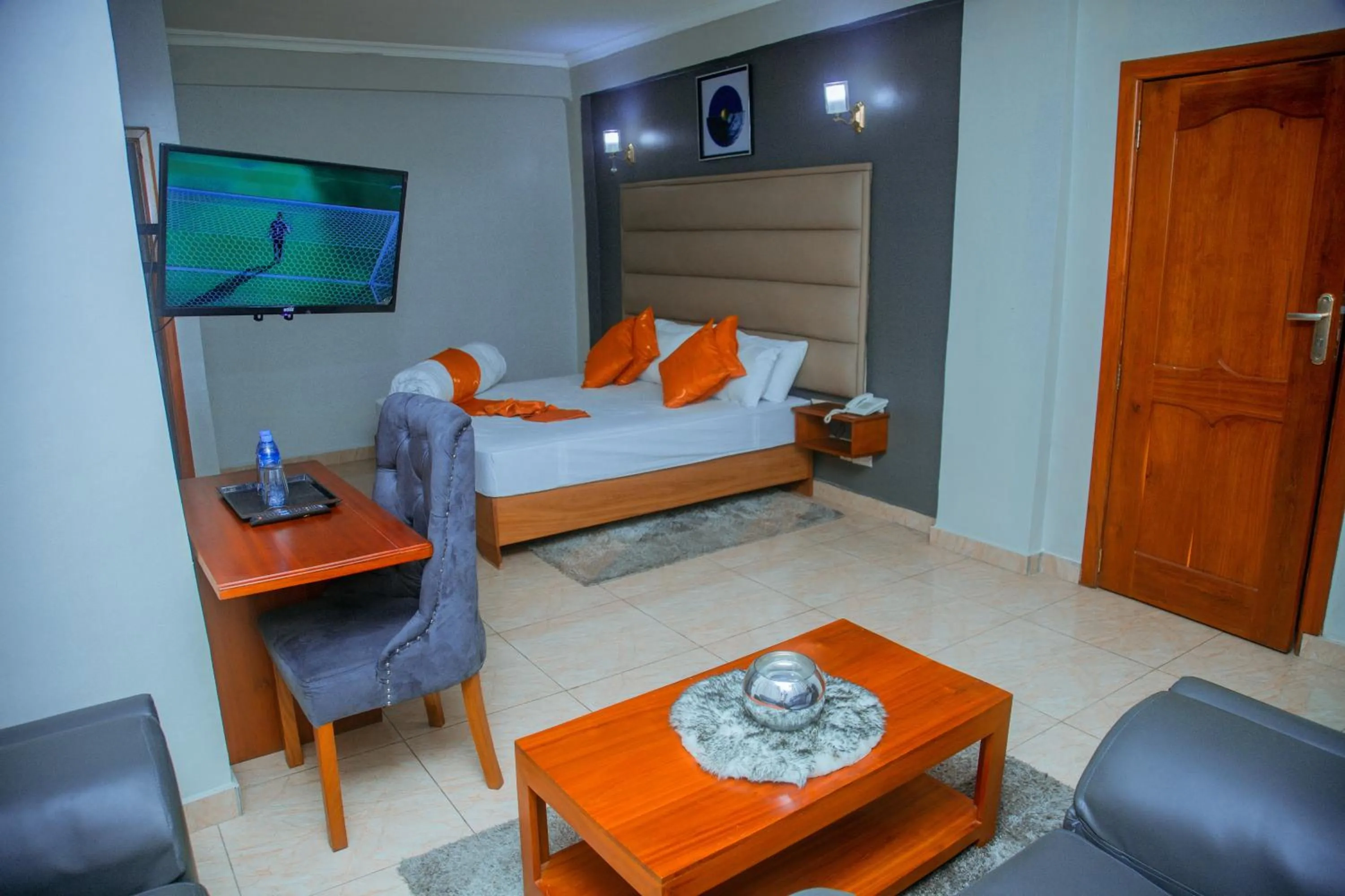 Photo of the whole room in LE GRAND MARIE HOTEL
