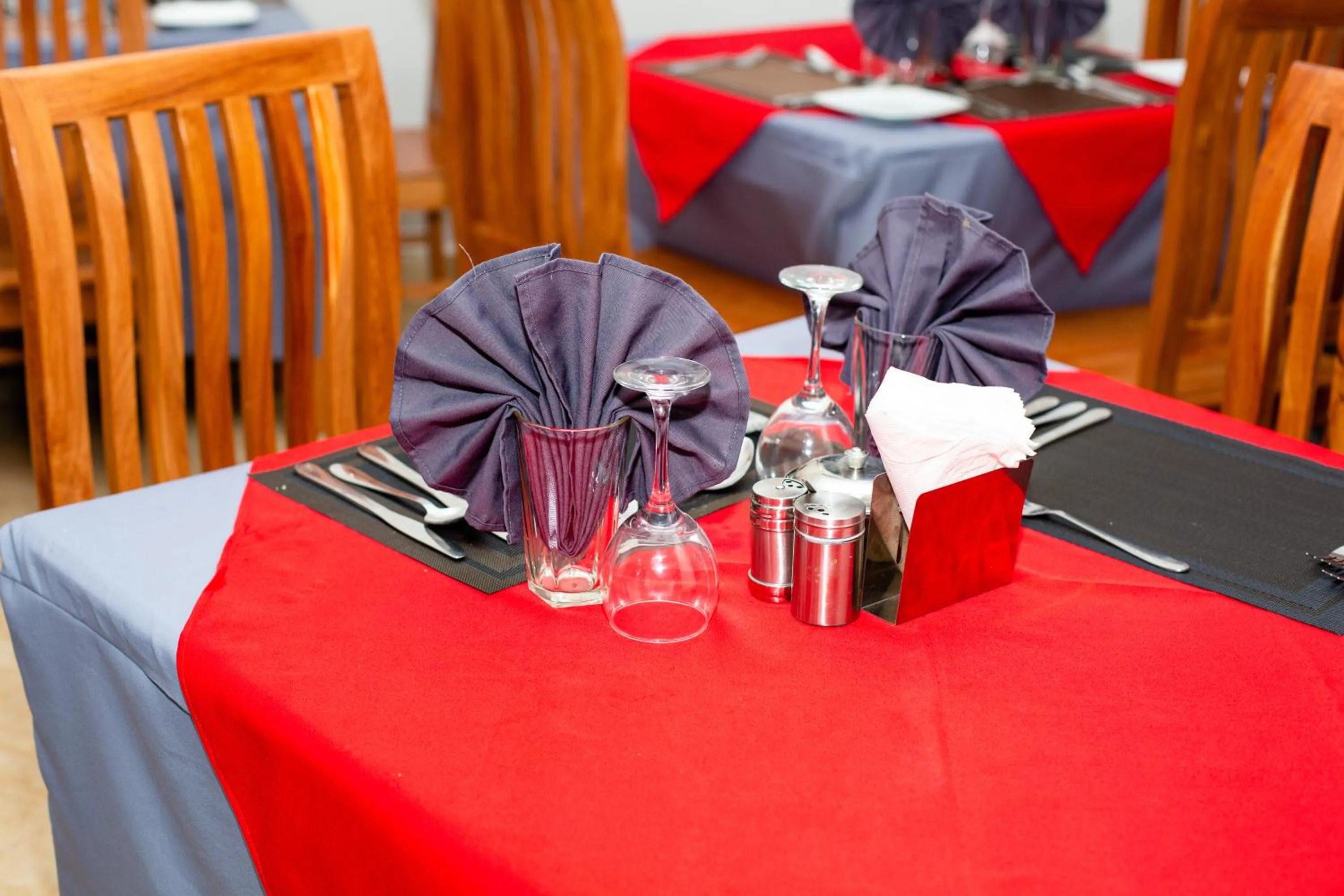Restaurant/places to eat in LE GRAND MARIE HOTEL
