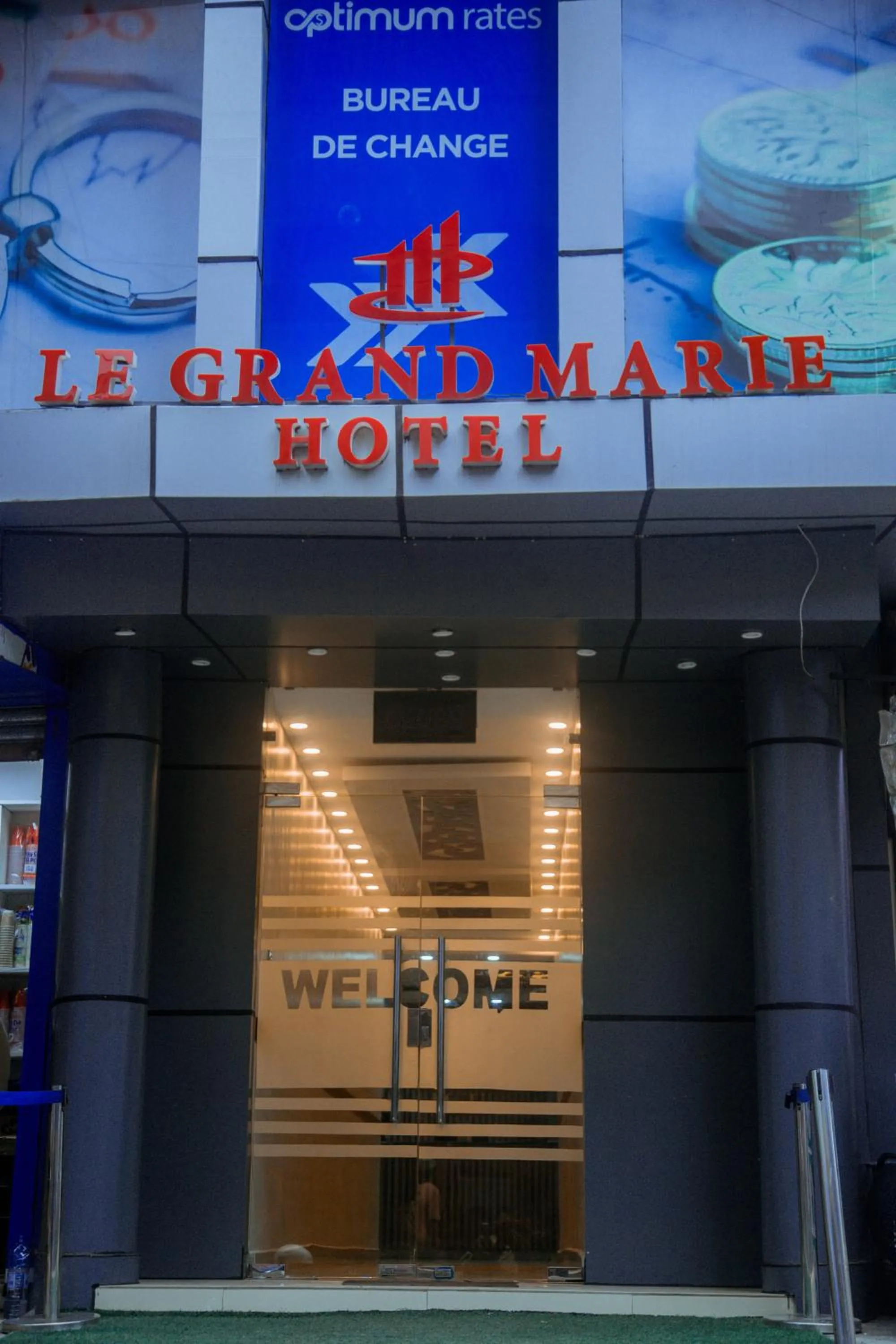 Property building in LE GRAND MARIE HOTEL
