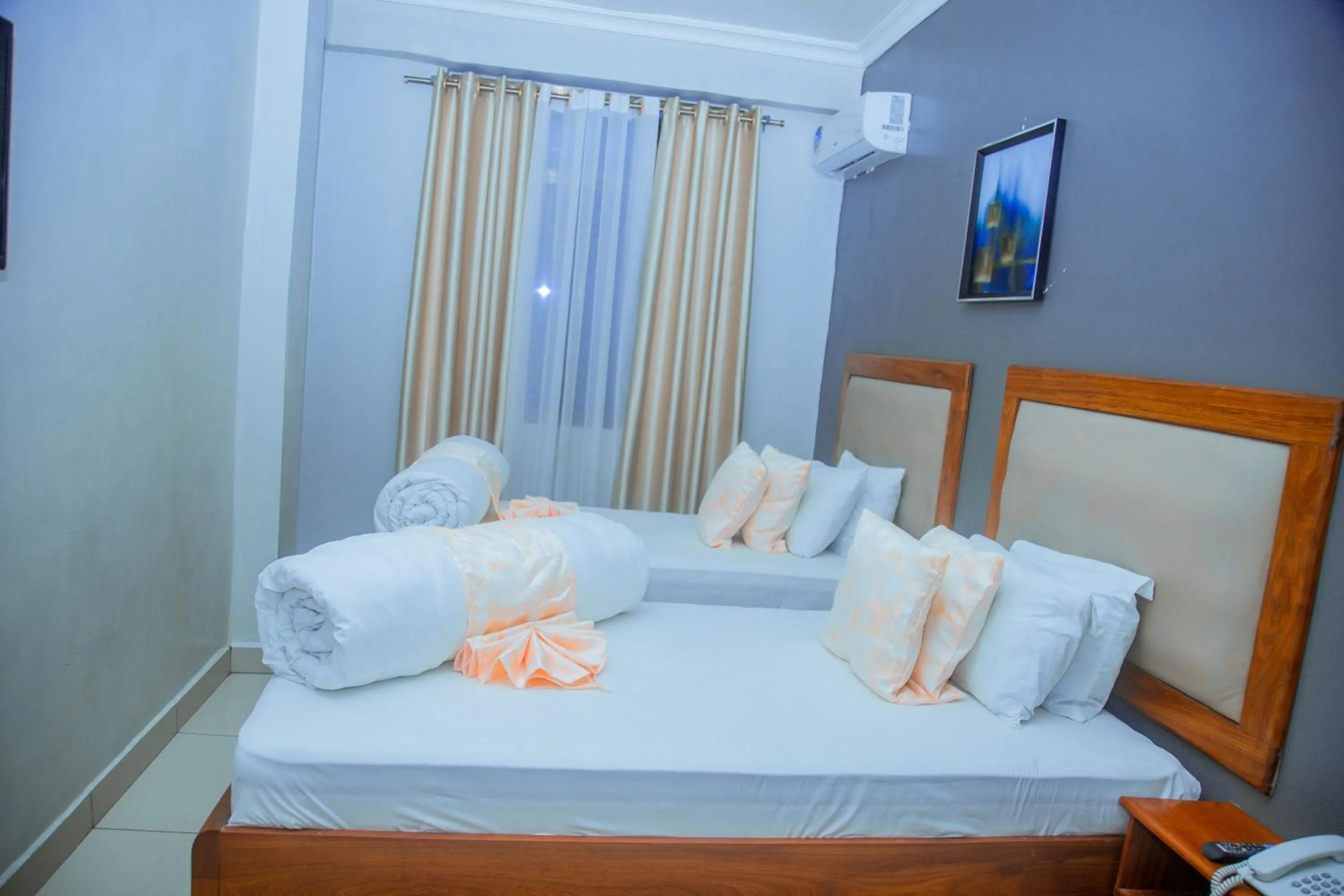 Photo of the whole room in LE GRAND MARIE HOTEL