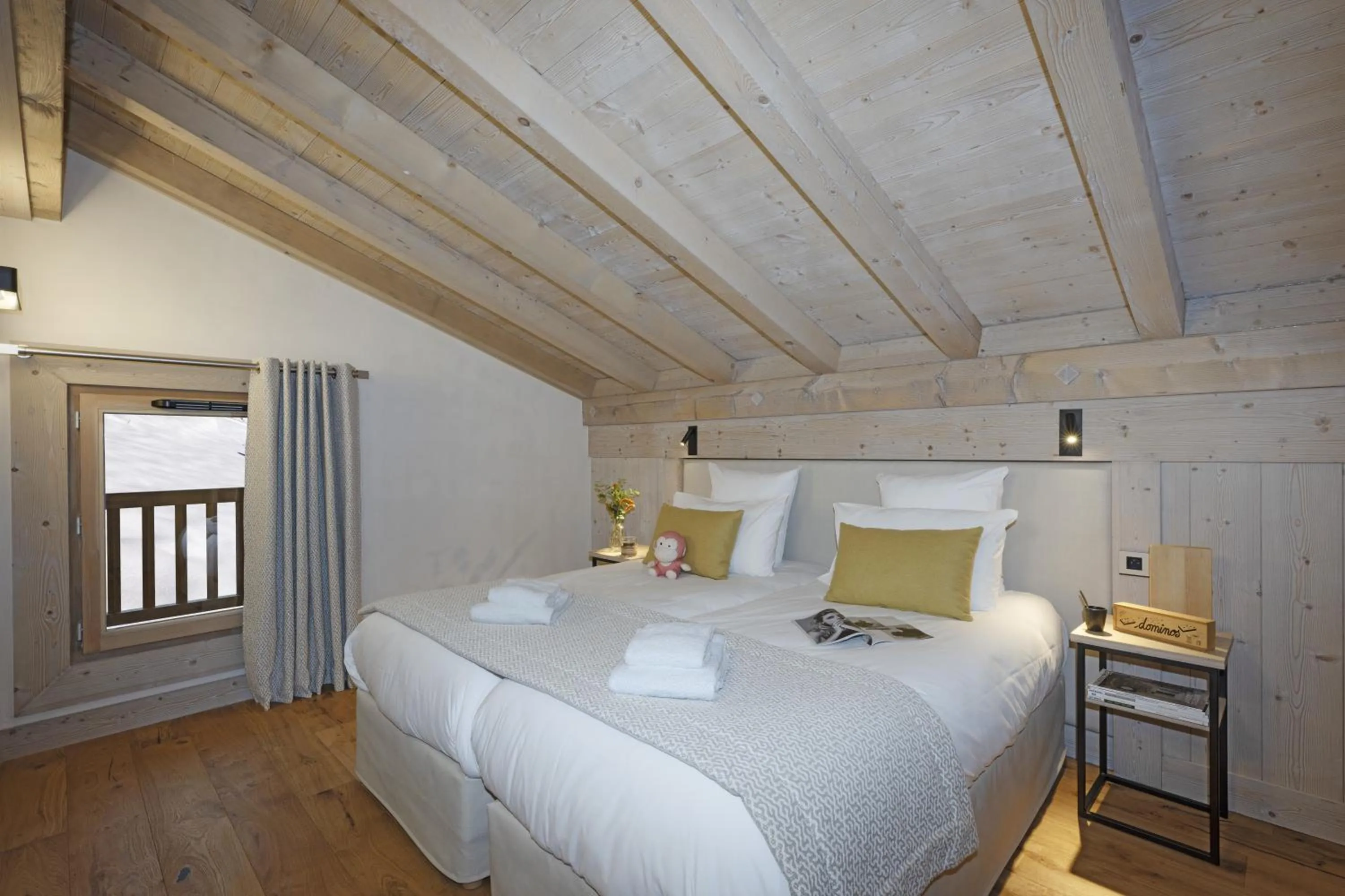 Photo of the whole room, Bed in MGM Hôtels & Résidences - Résidence Chalets de Joy