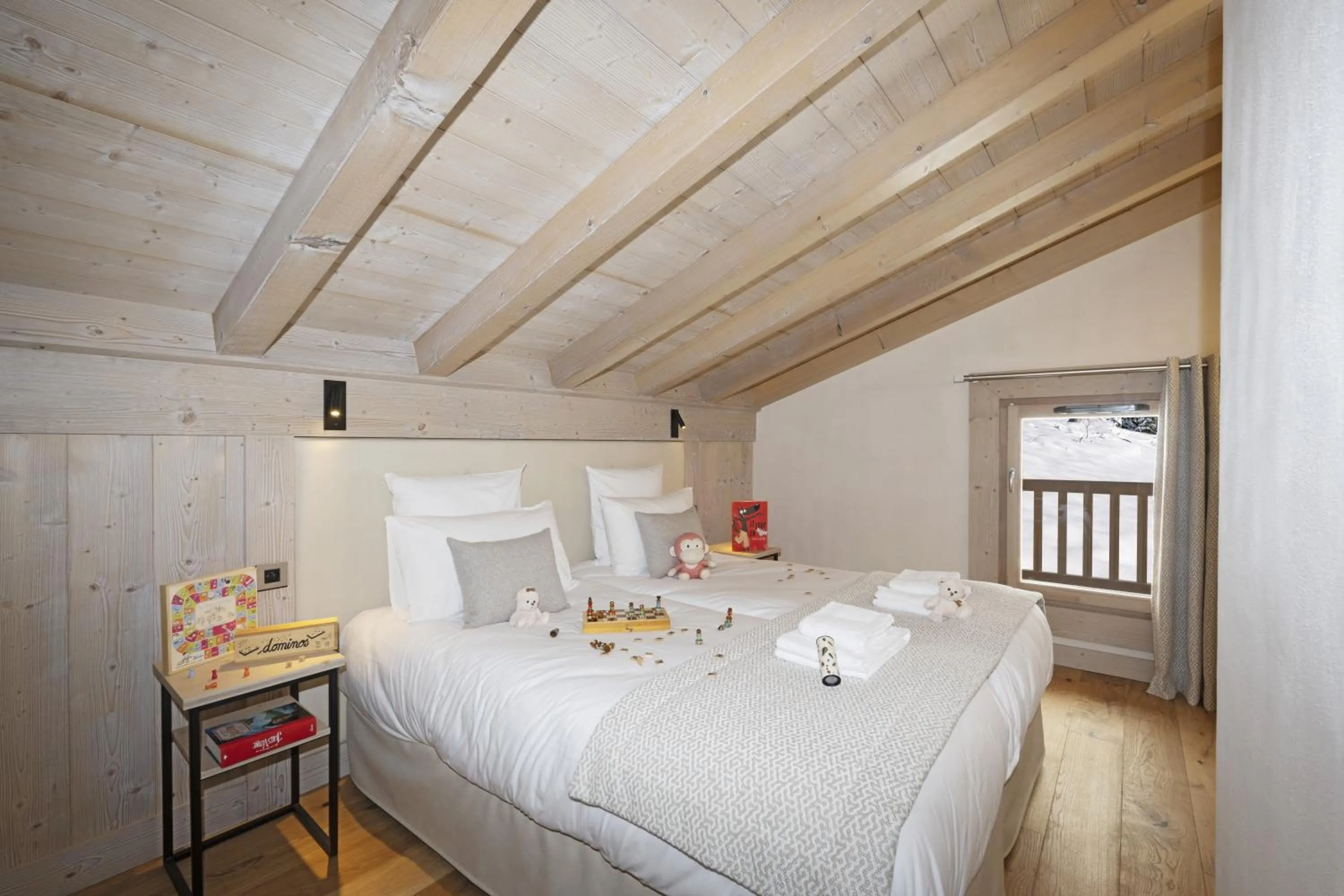Bed in MGM Hôtels & Résidences - Résidence Chalets de Joy