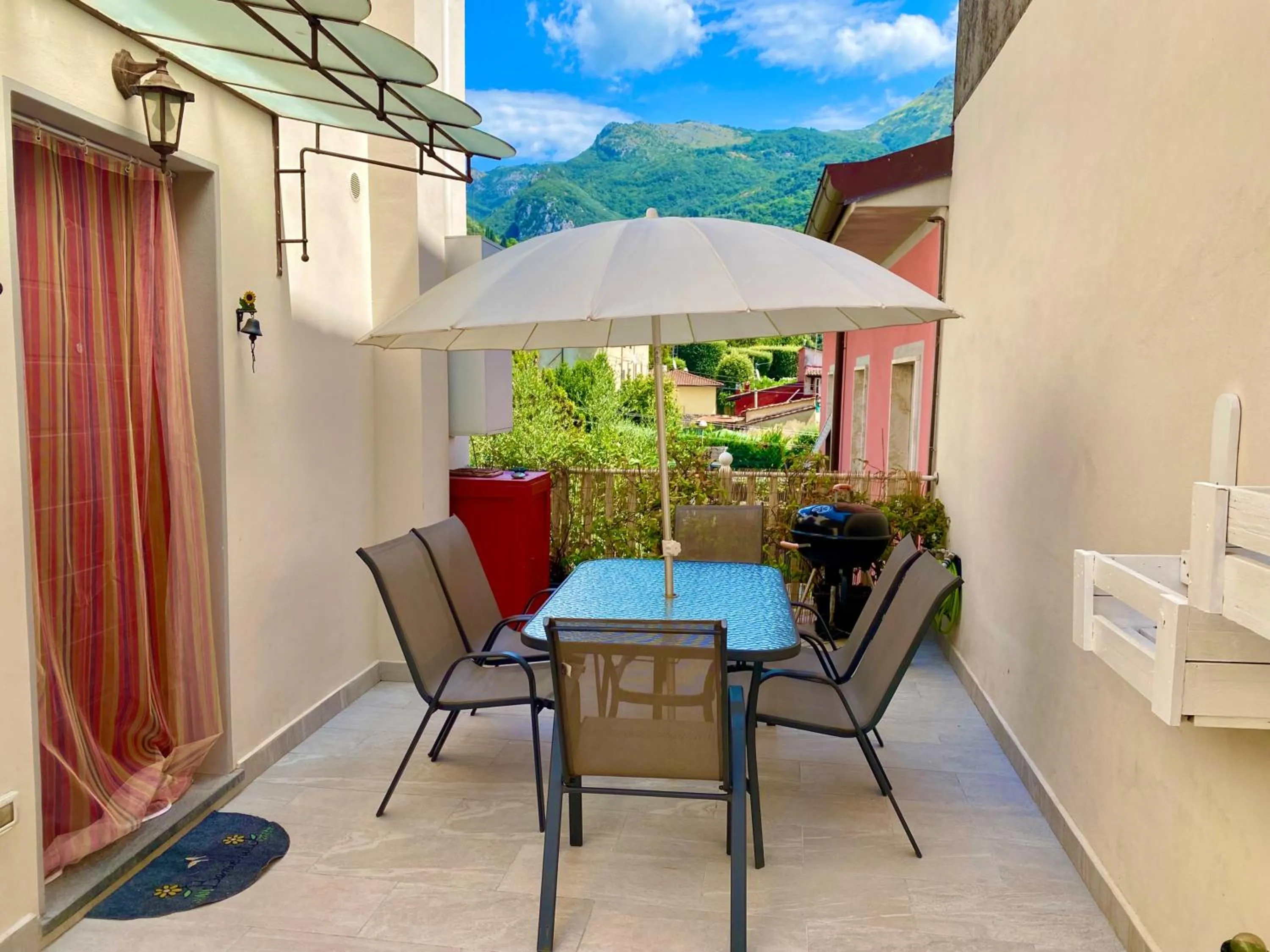 Casa La Wanda - Camaiore Toscana - 2 Br & Terrace