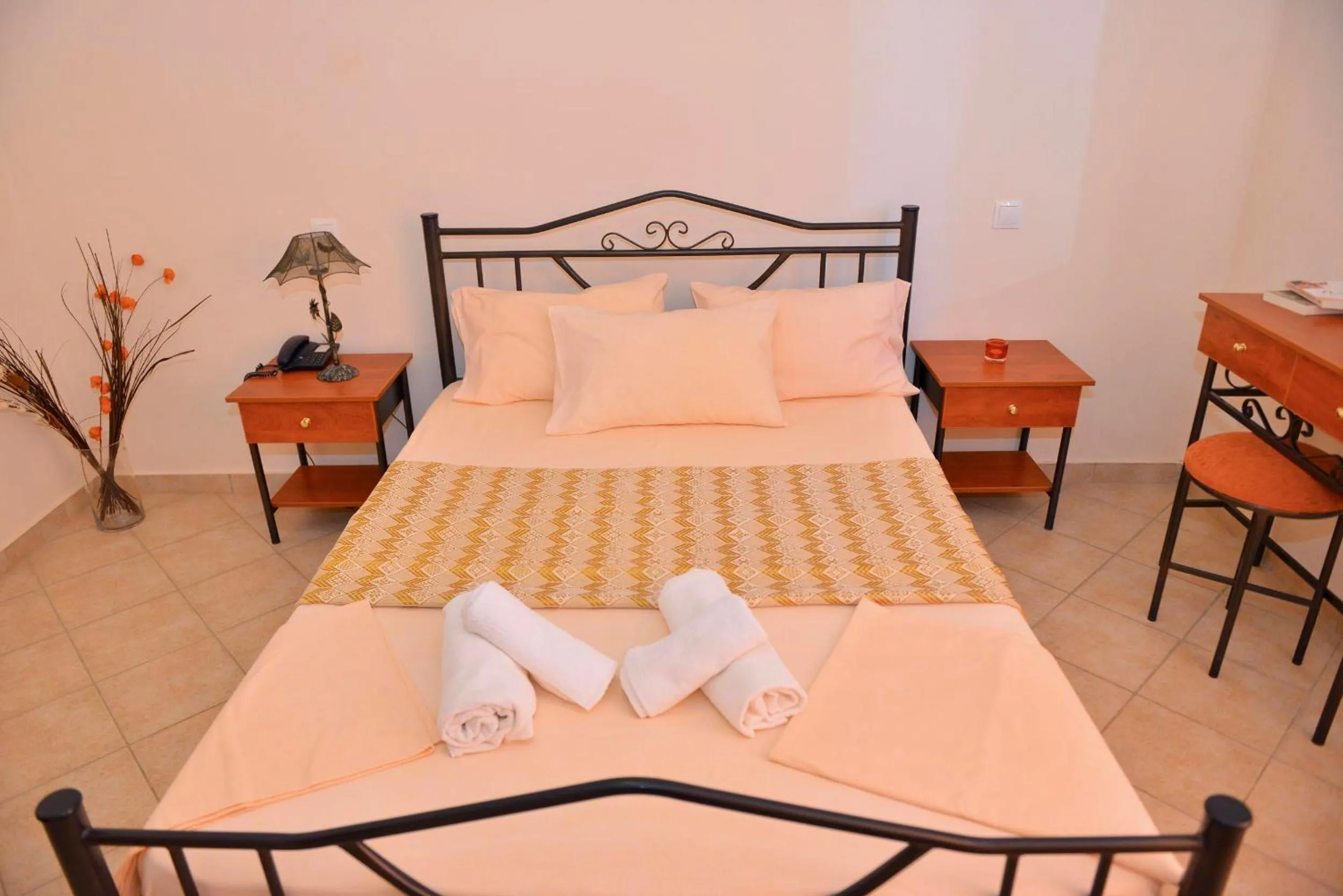 Decorative detail, Bed in Korali