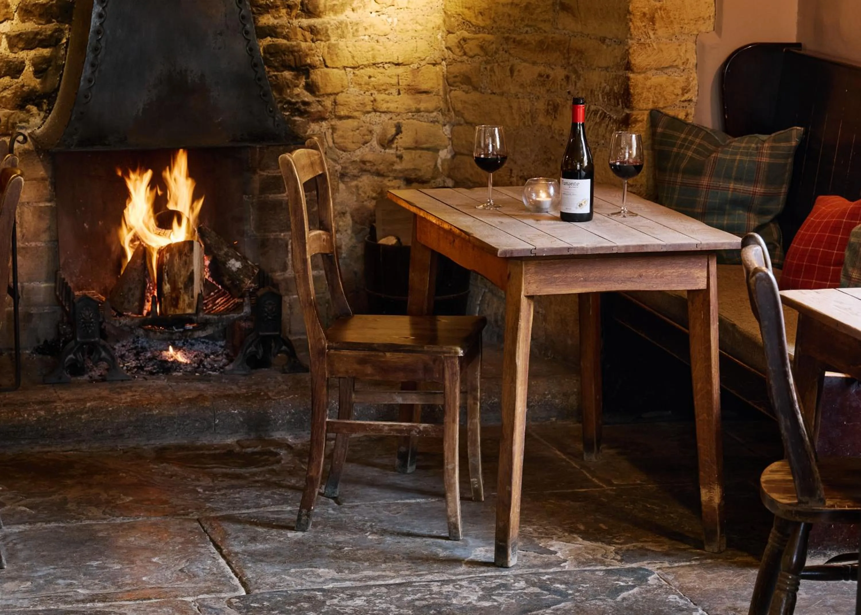 Restaurant/places to eat in The Ebrington Arms