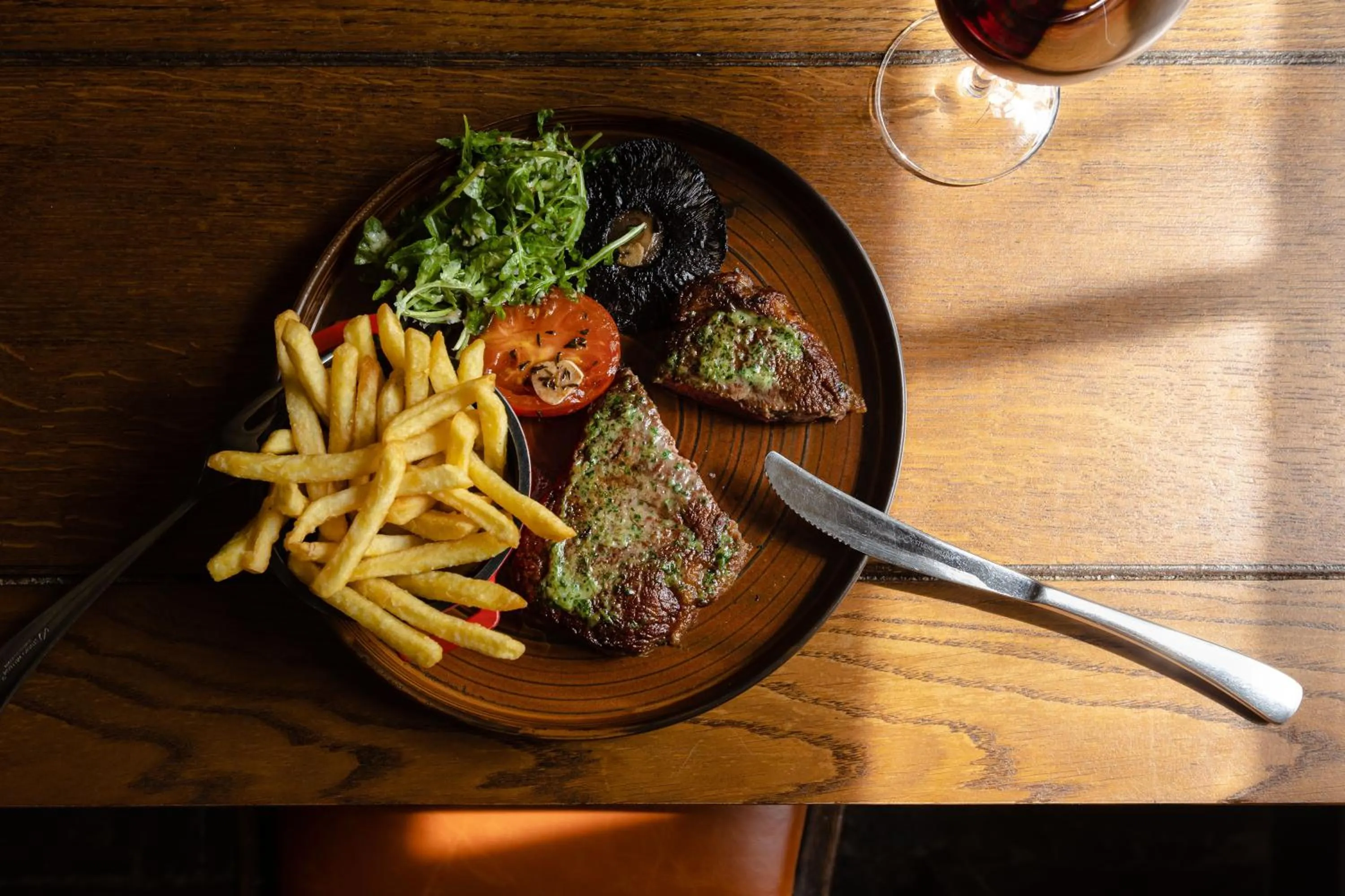 Restaurant/places to eat in The Ebrington Arms