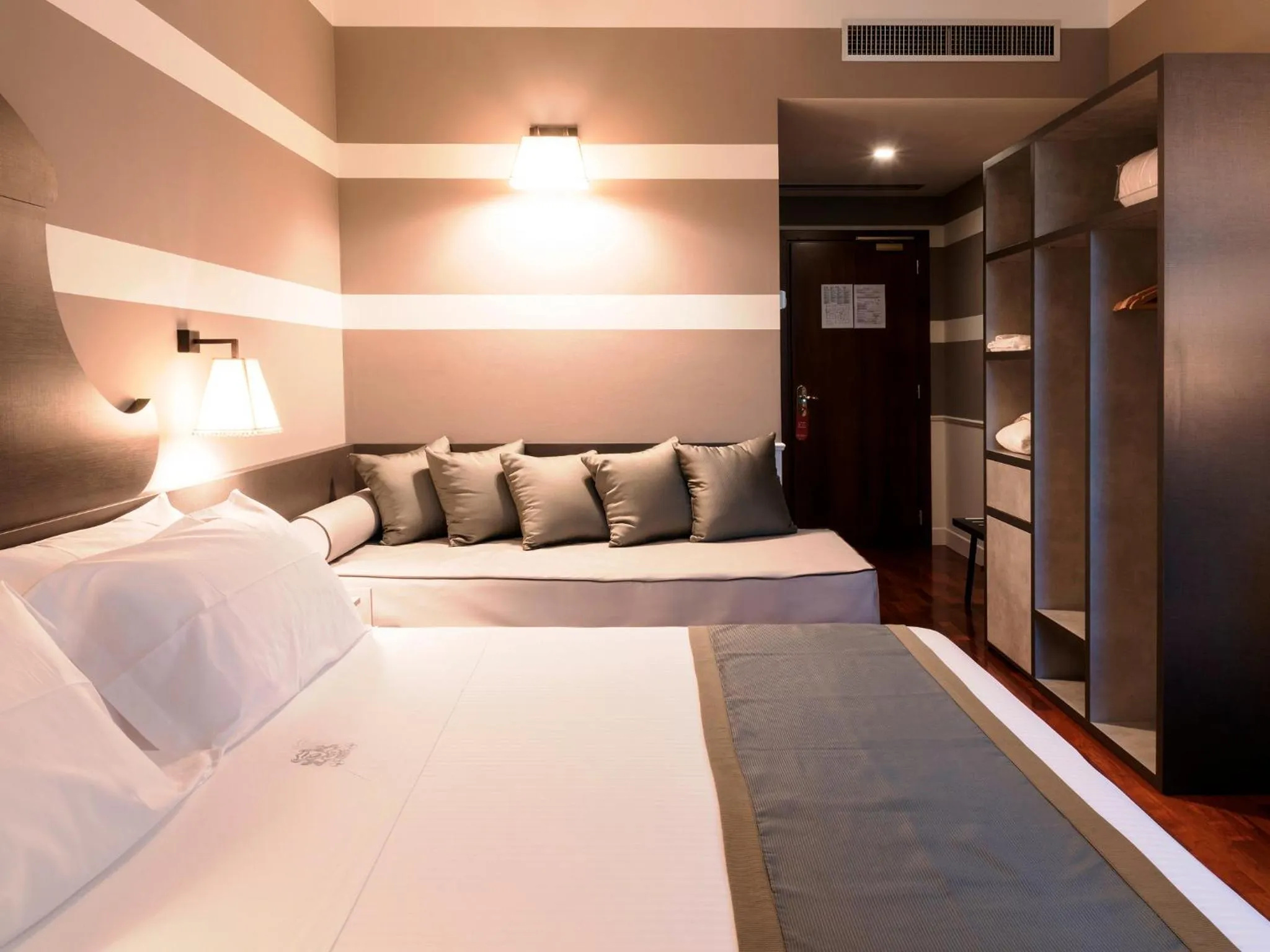 Photo of the whole room, Bed in Hotel Torresi