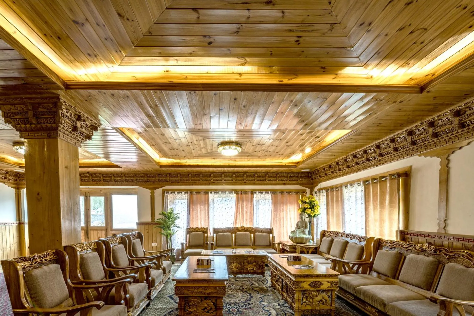 Lobby or reception in HOTEL CHANTSA