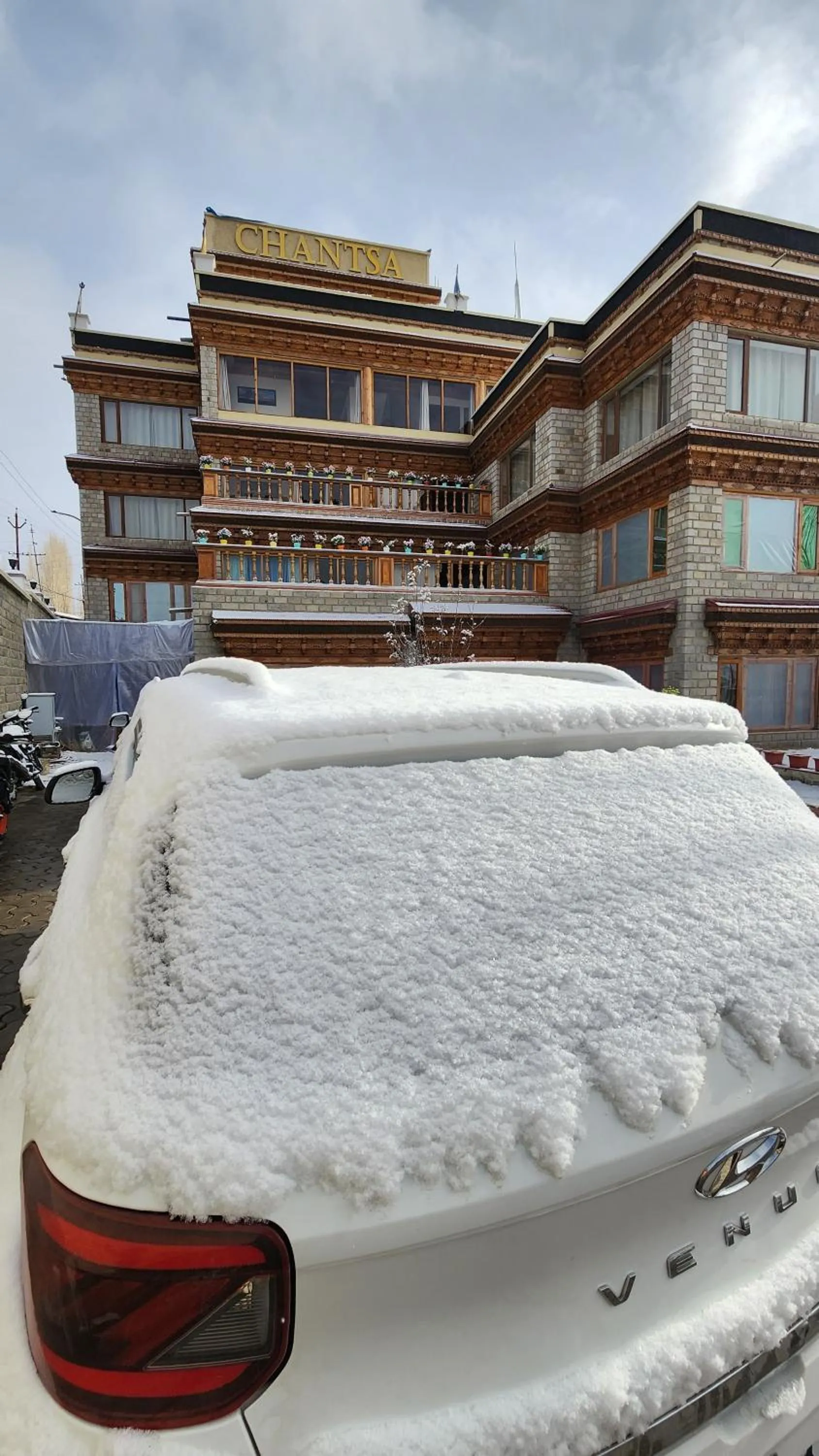 Property building in HOTEL CHANTSA