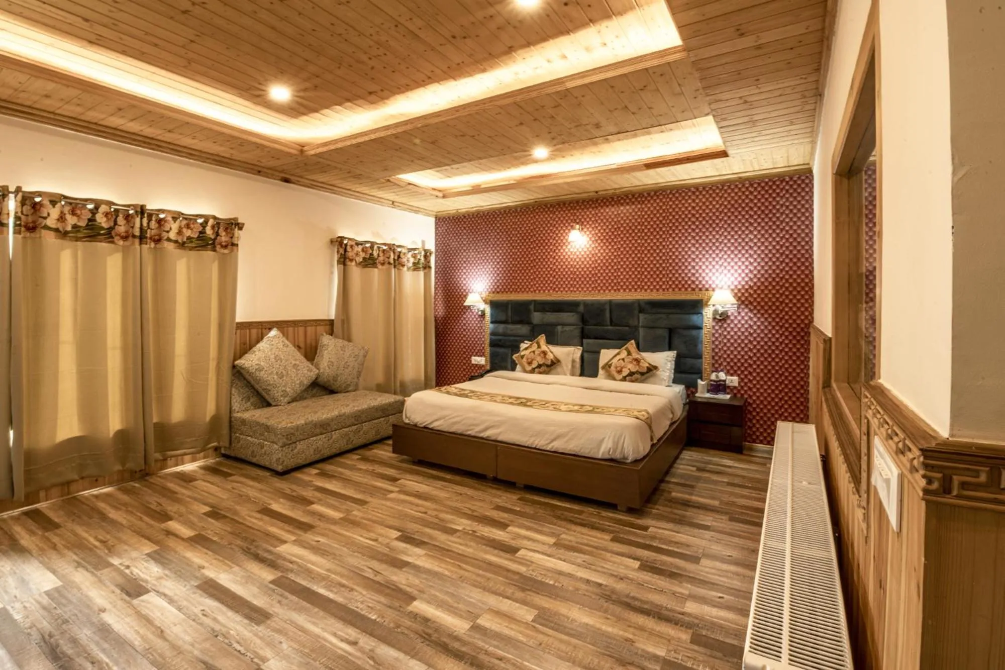 Bedroom in HOTEL CHANTSA