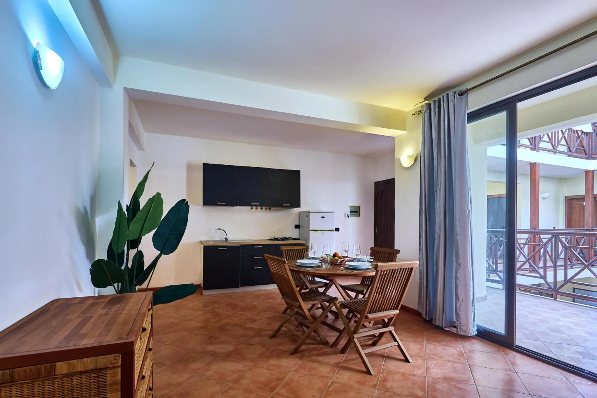 Dining area in Patio Antigo Residence