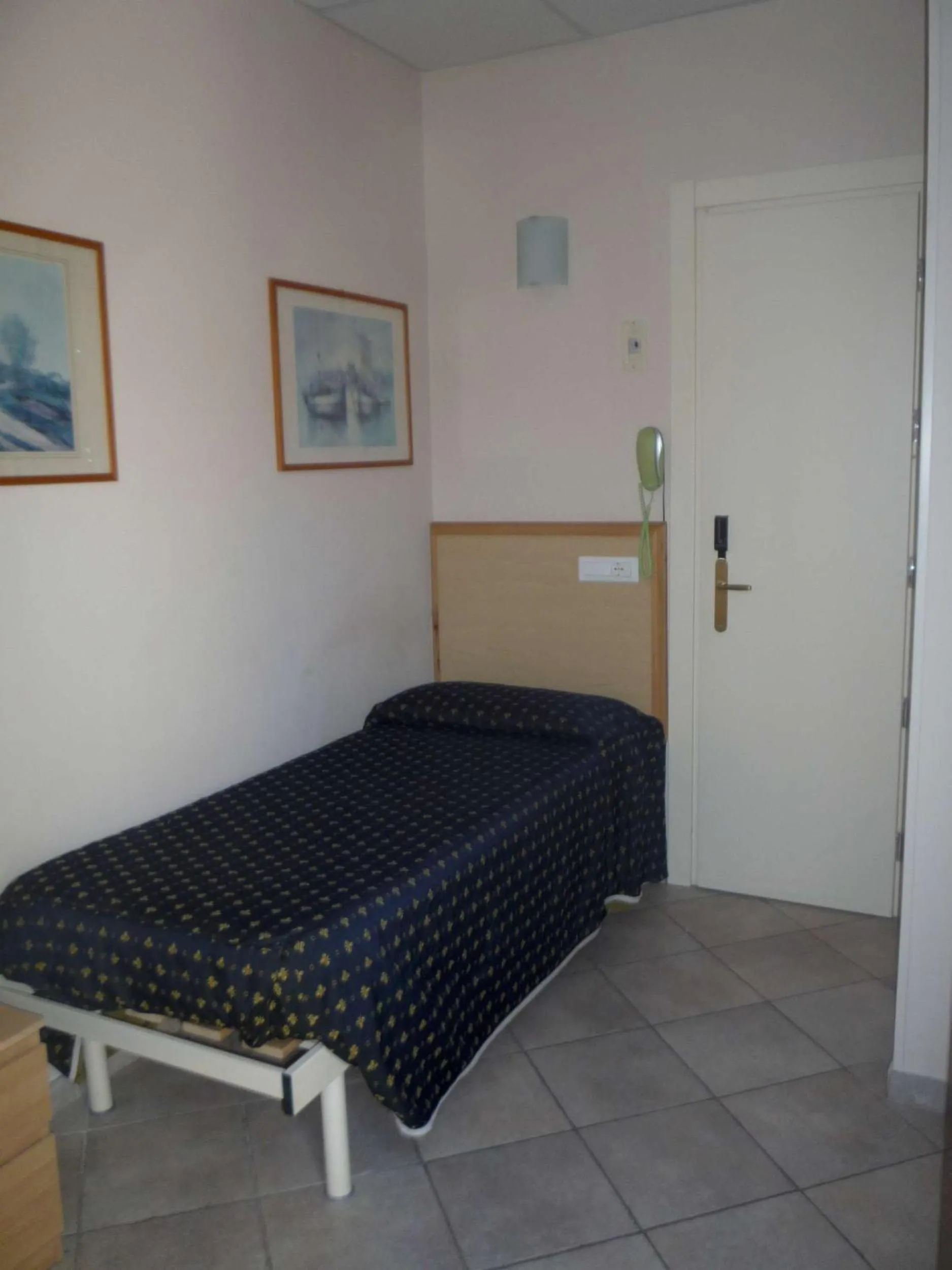 Bed in Hotel Delle Mimose