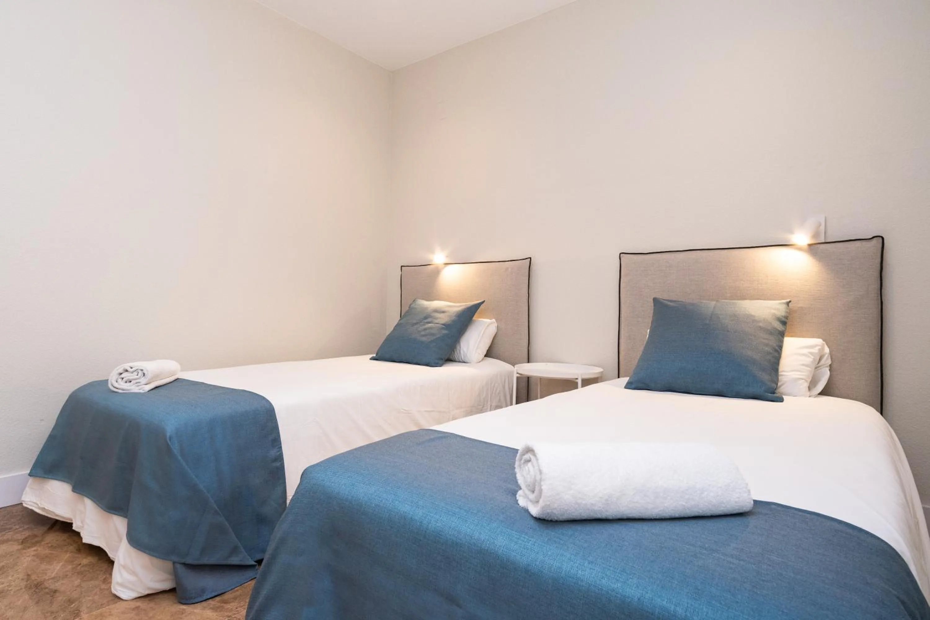 Bed in VTZ The Orus Factory Hotel - Parking Muy Económico