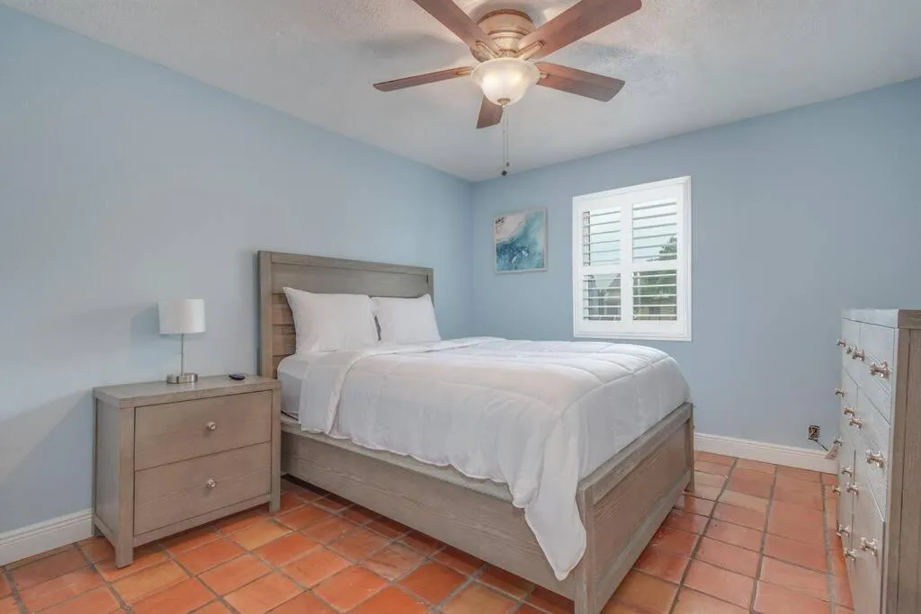 Bedroom, Bed in Cozy 3br/2bath vacation house at Lake Travis