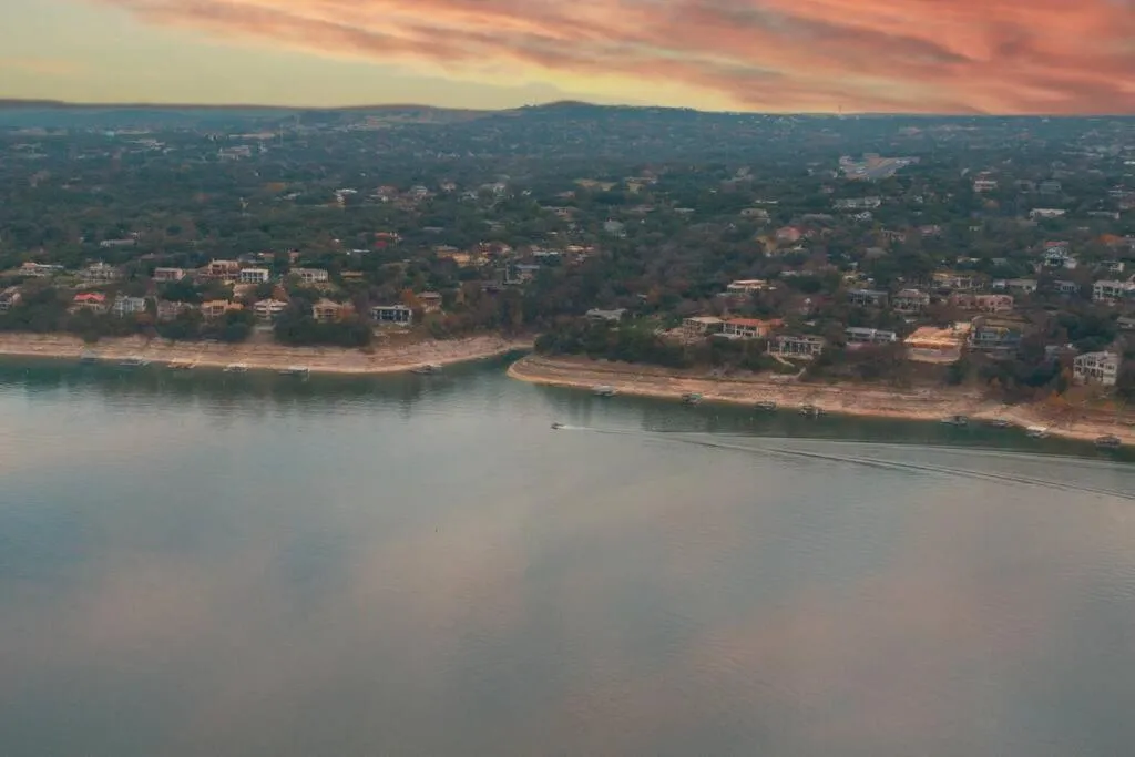 Natural landscape in Cozy 3br/2bath vacation house at Lake Travis