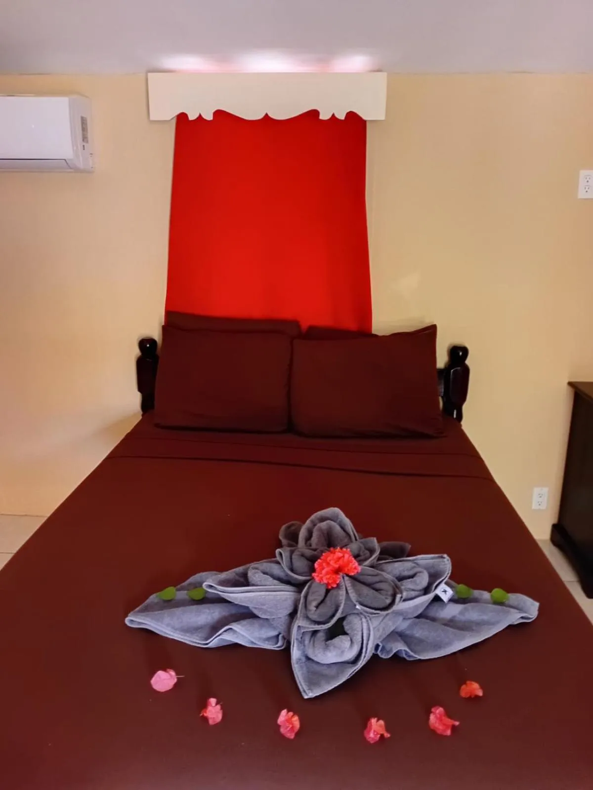 Standard Twin Room in Tropical Paradise