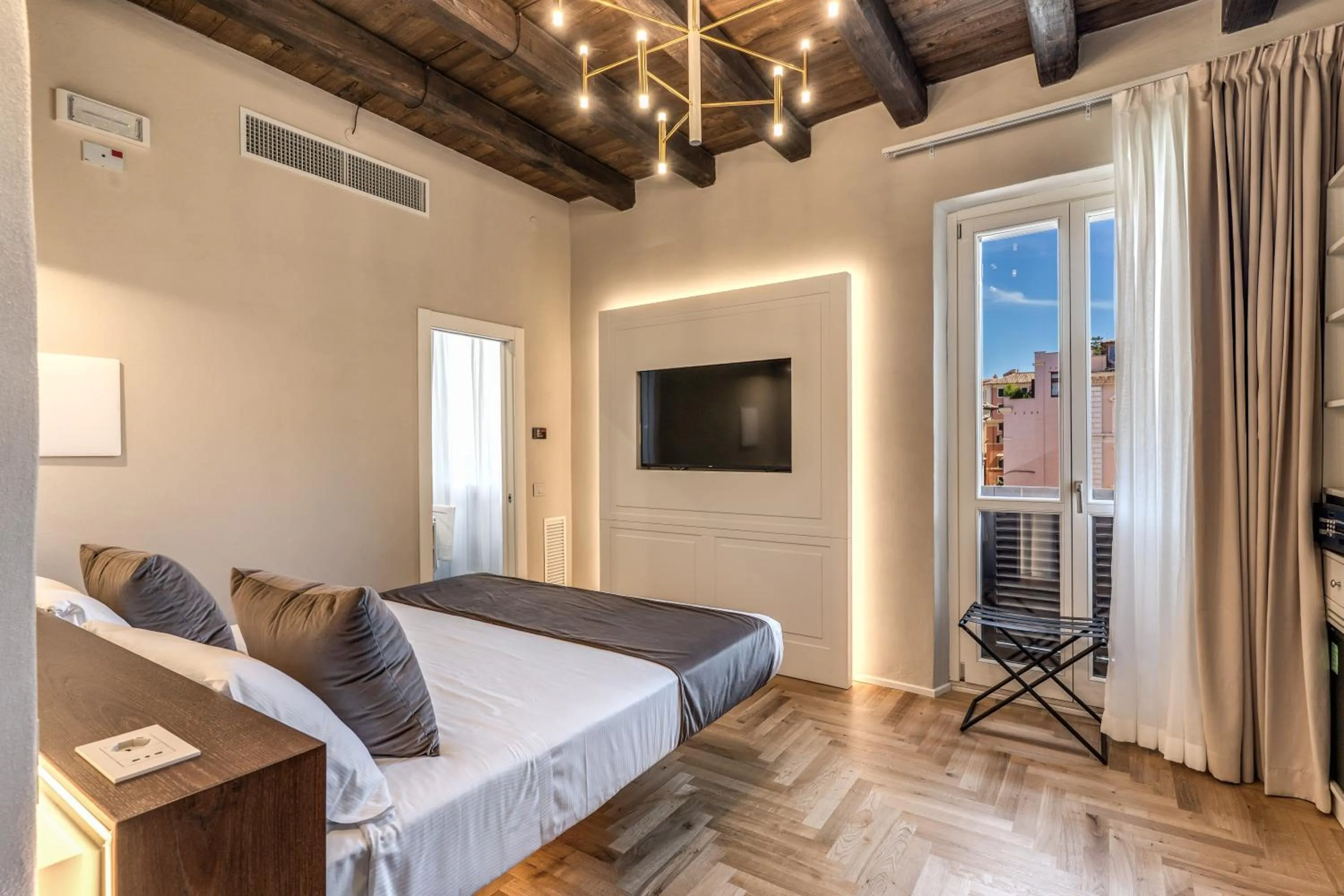 TV and multimedia, Bed in Albergo Abruzzi