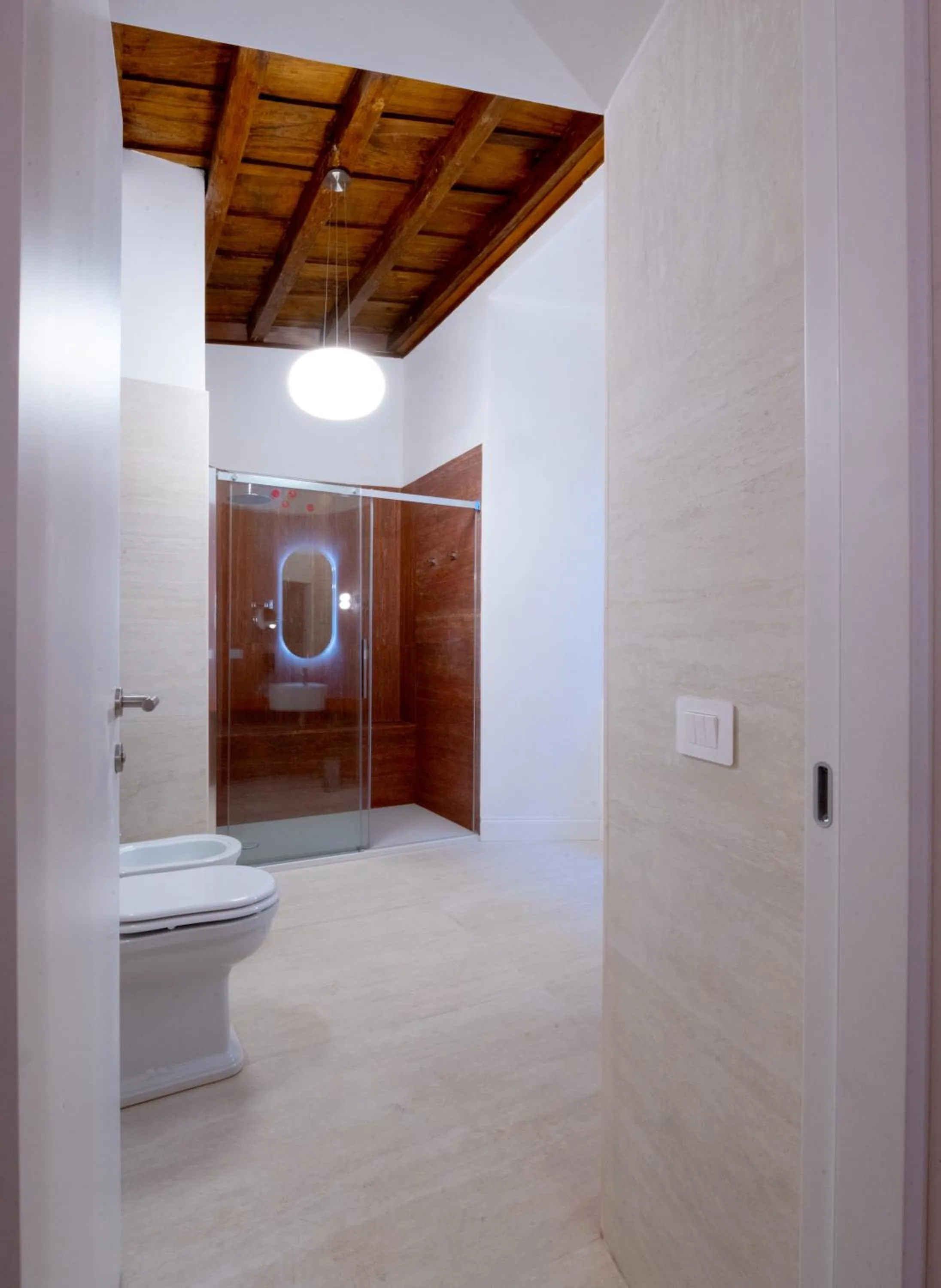 Shower in Albergo Abruzzi