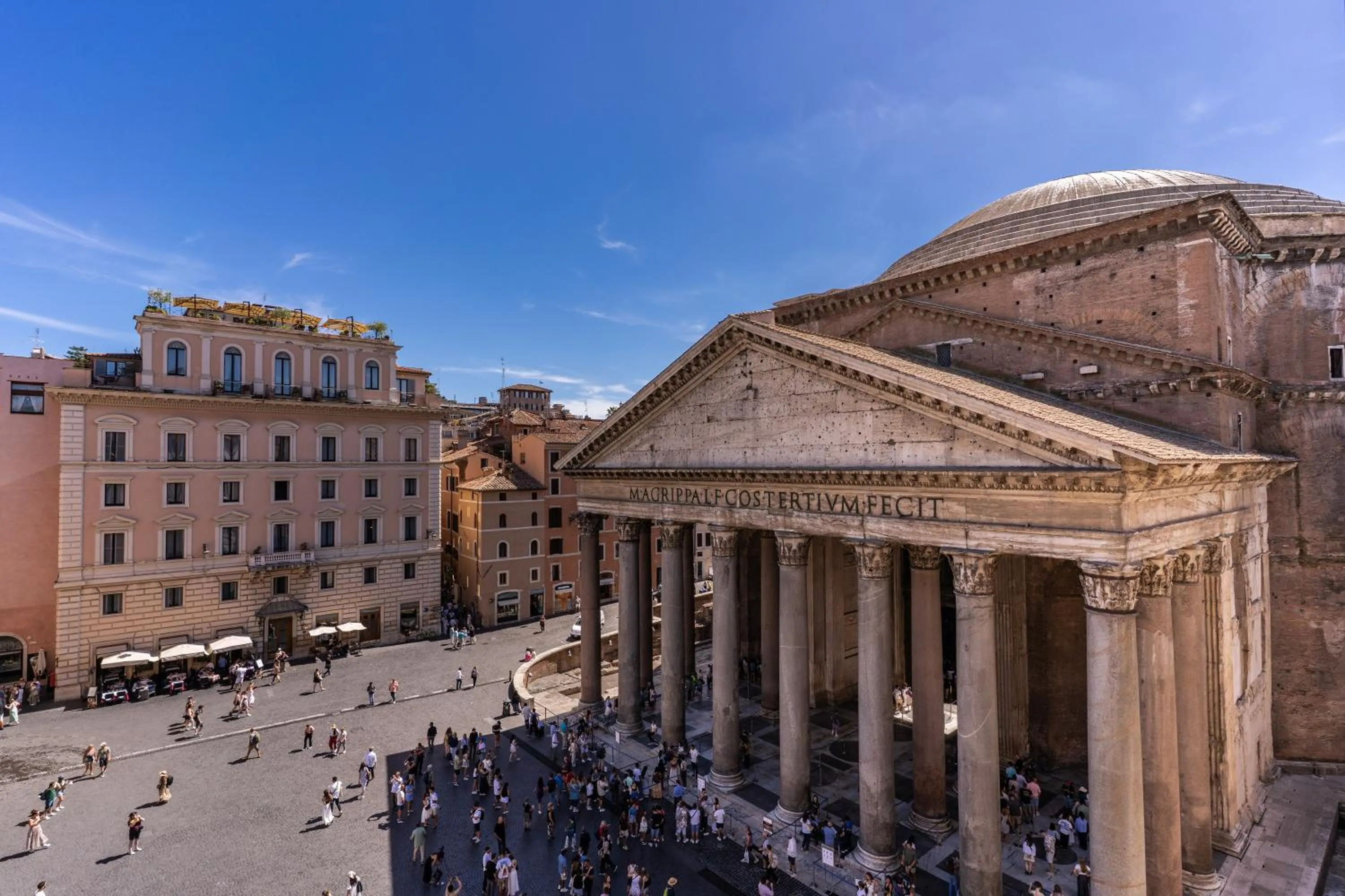 Landmark view in Albergo Abruzzi