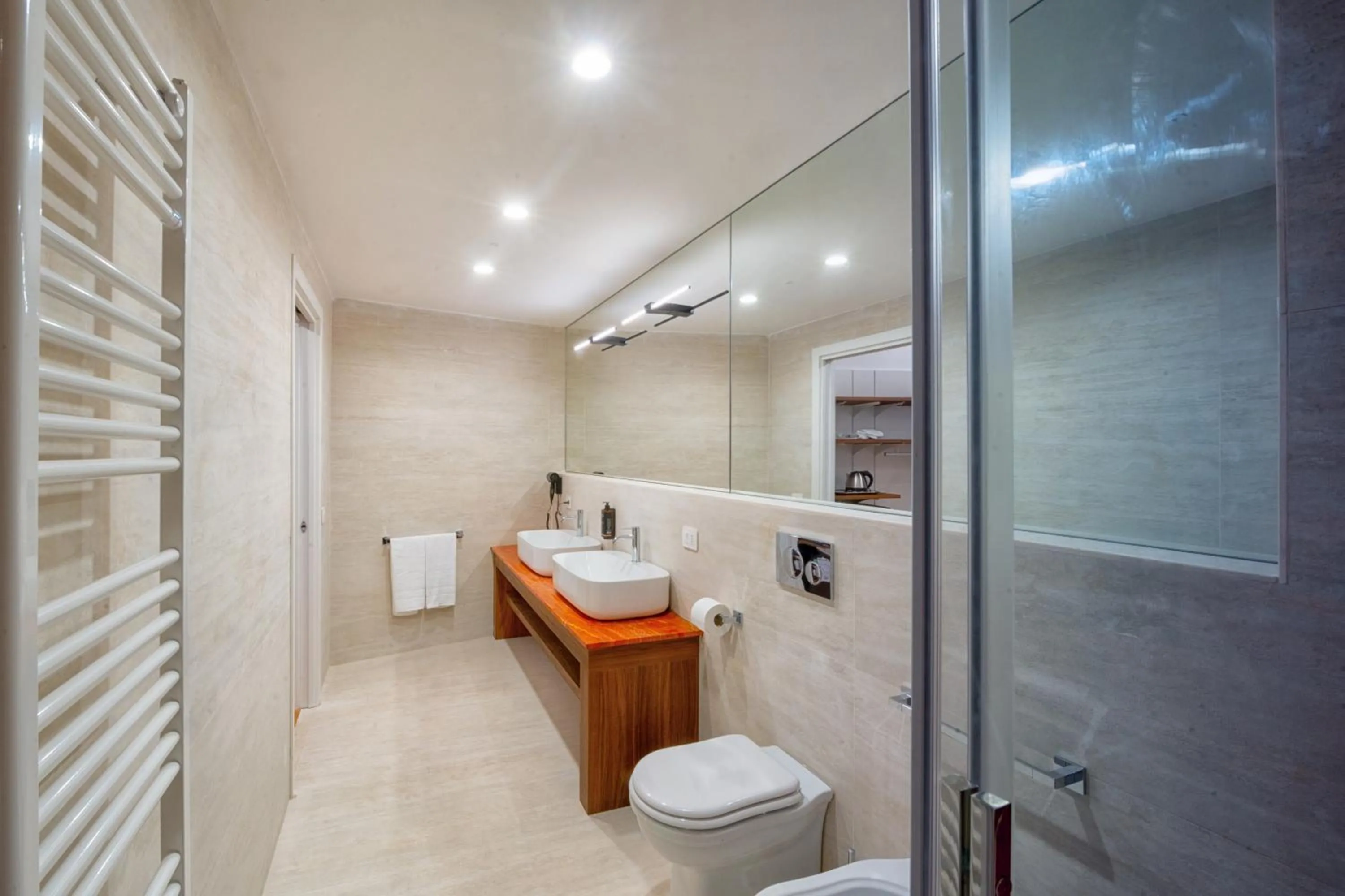 Toilet in Albergo Abruzzi