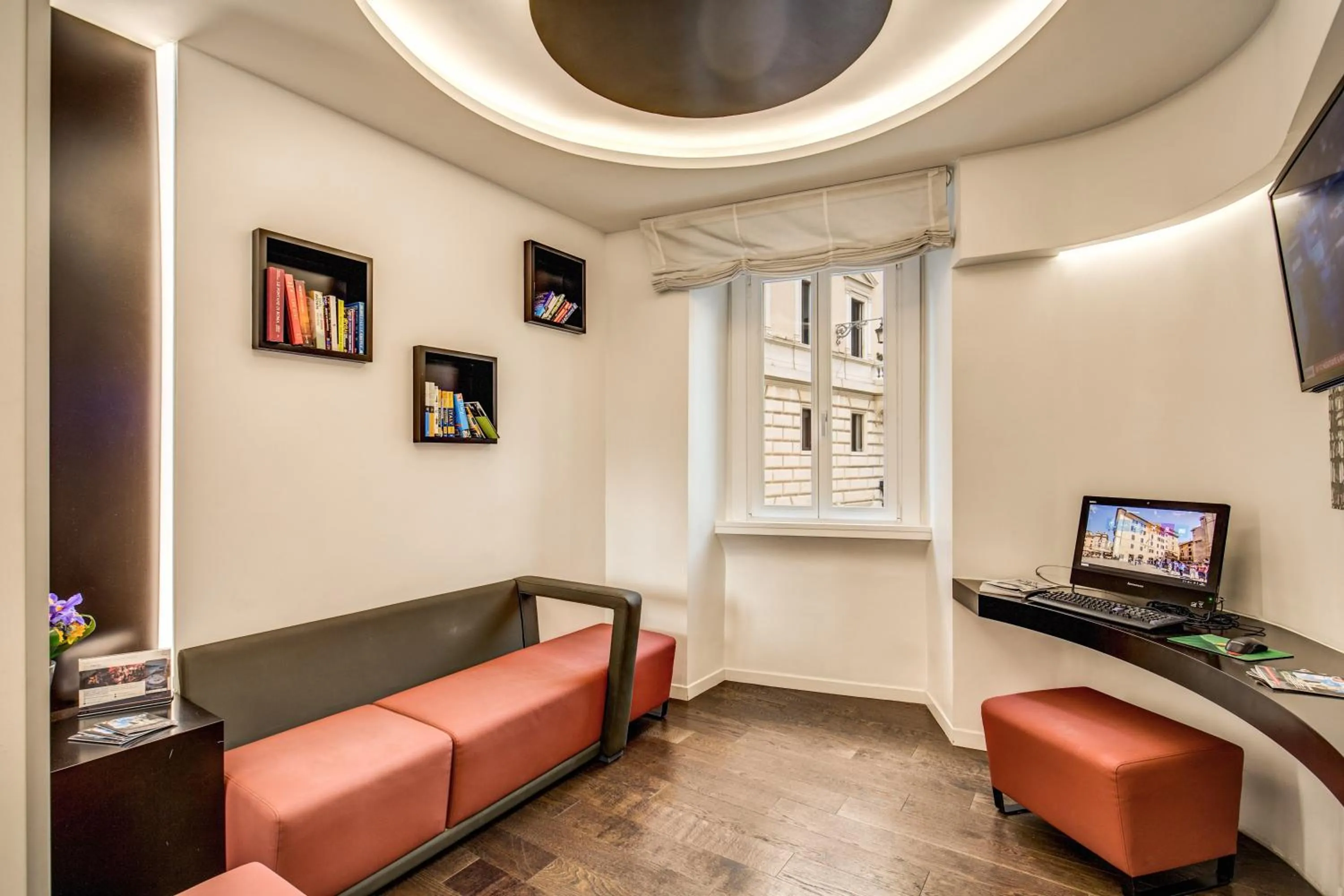 Lounge or bar in Albergo Abruzzi