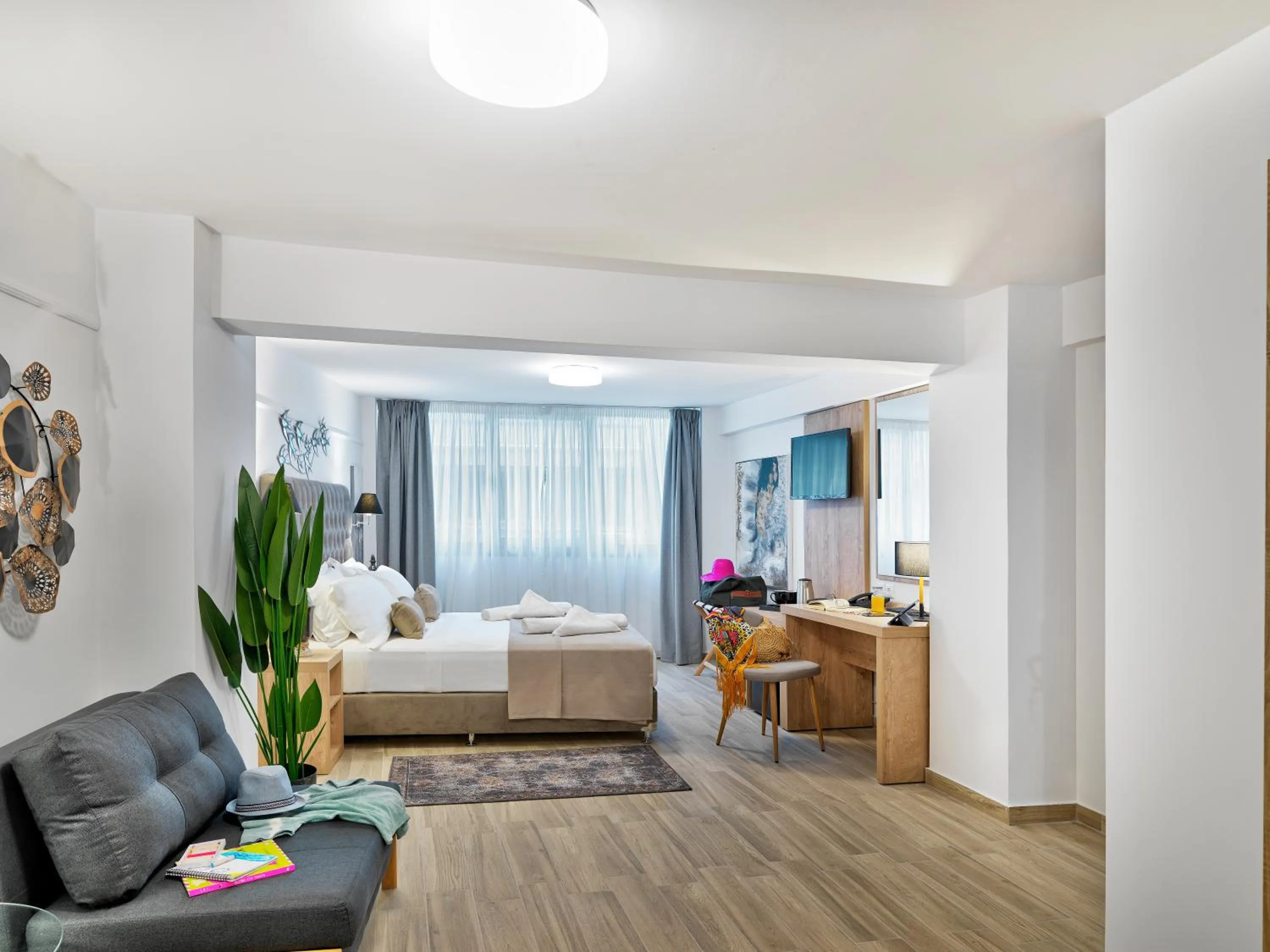 Photo of the whole room, Bed in Acropolis City Life BH