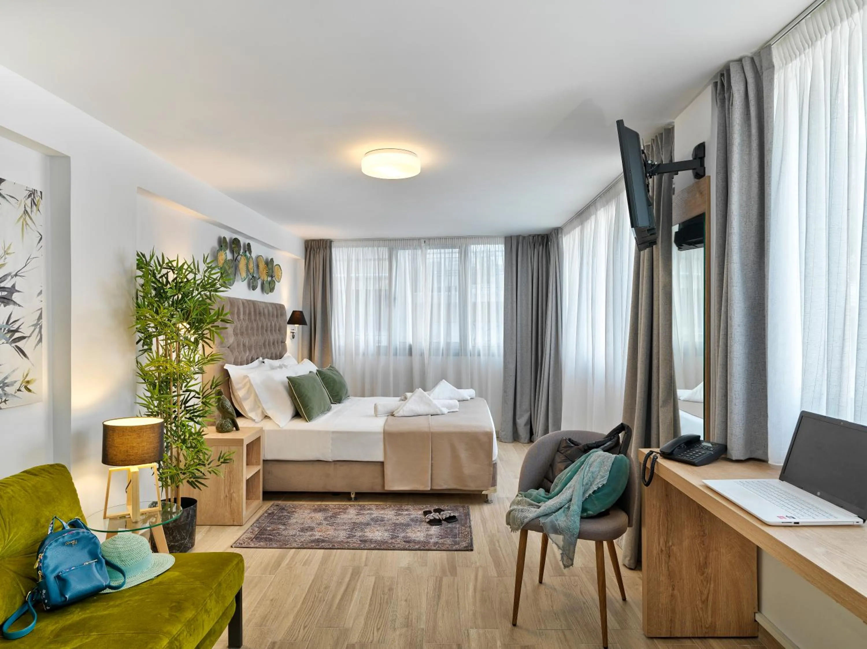 Photo of the whole room, Bed in Acropolis City Life BH