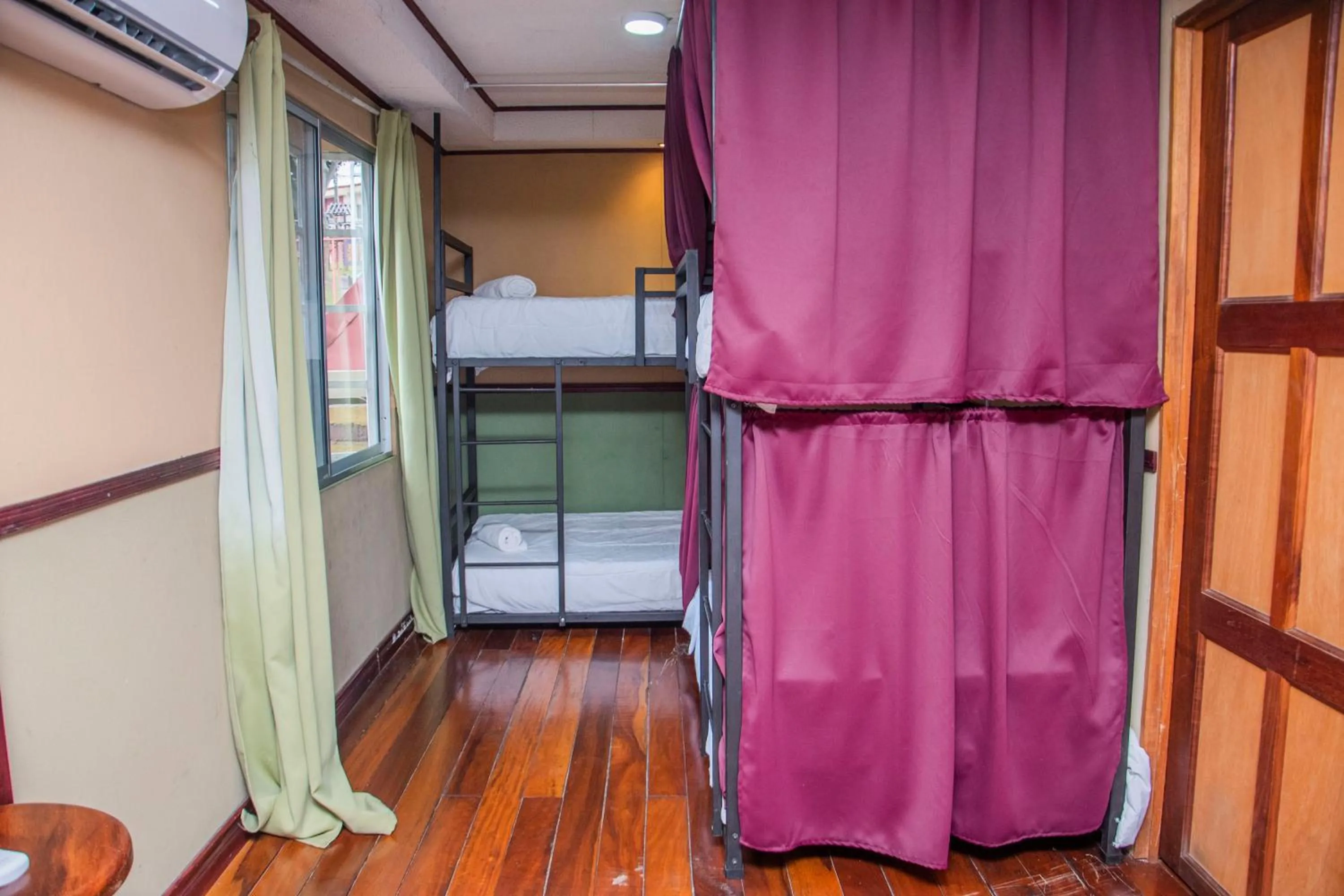 Bed in Gardens House, Airport Juan Santamaría, Alajuela, San José