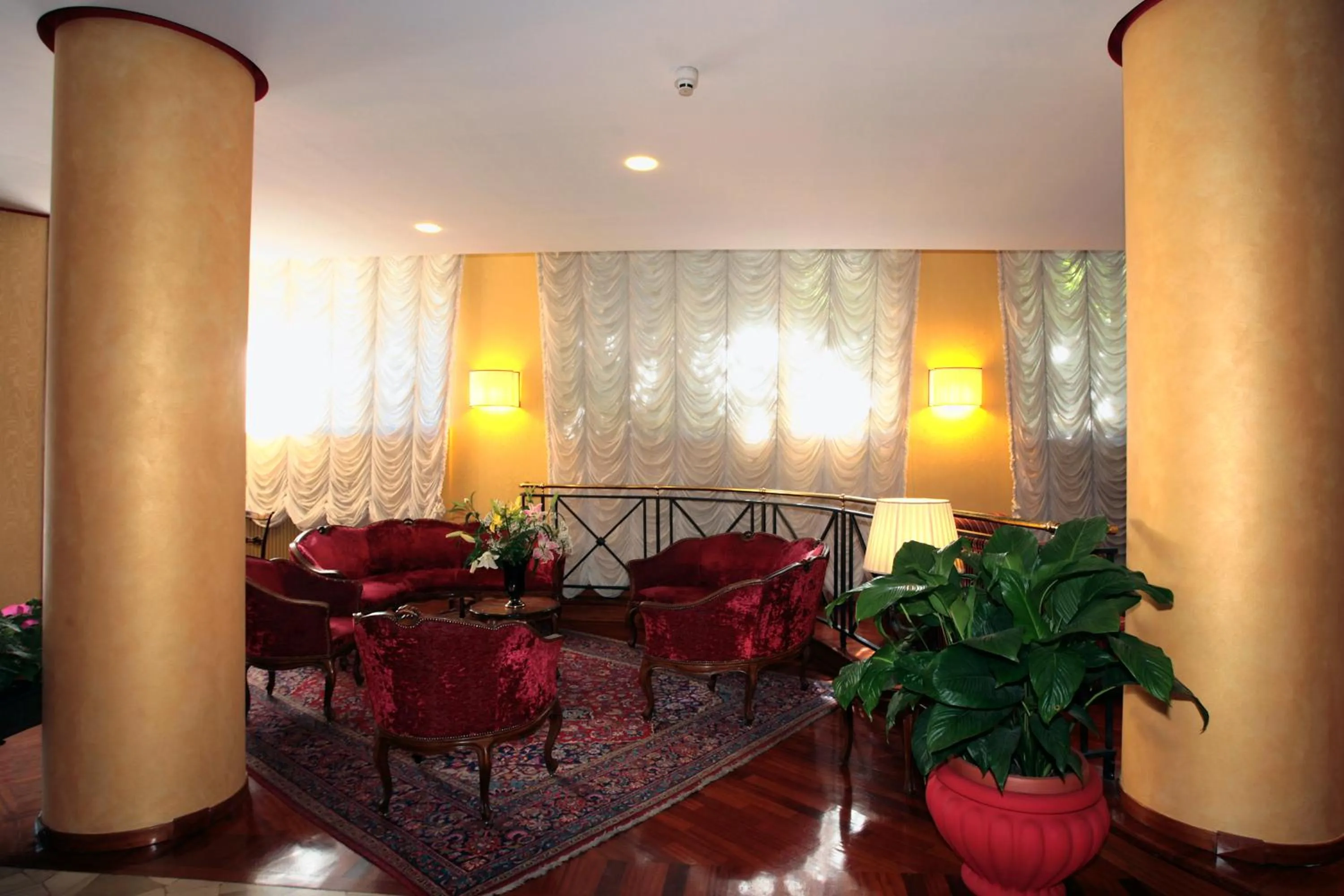 Activities in Hotel De Paris