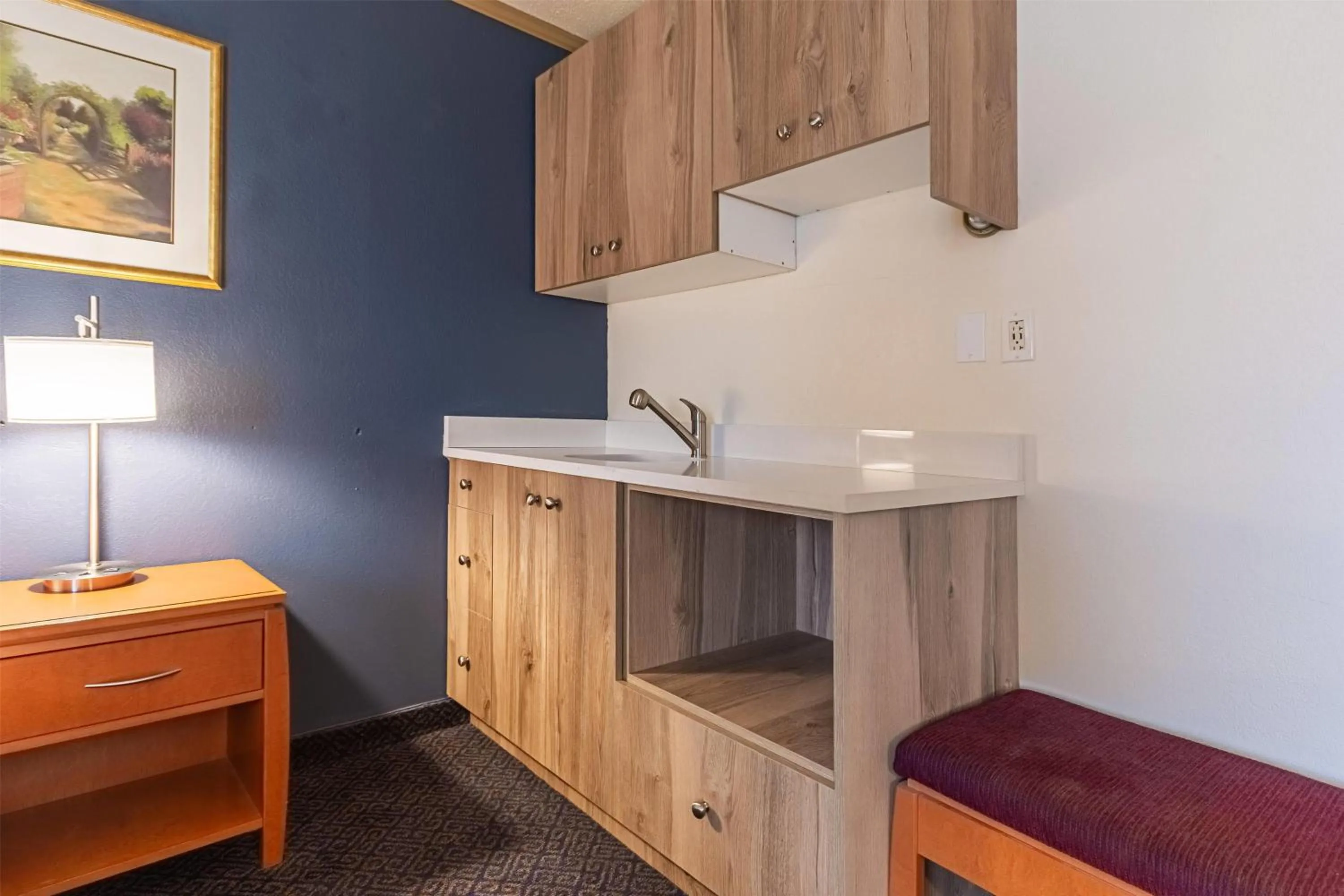 Photo of the whole room in Days Inn by Wyndham Drayton Valley