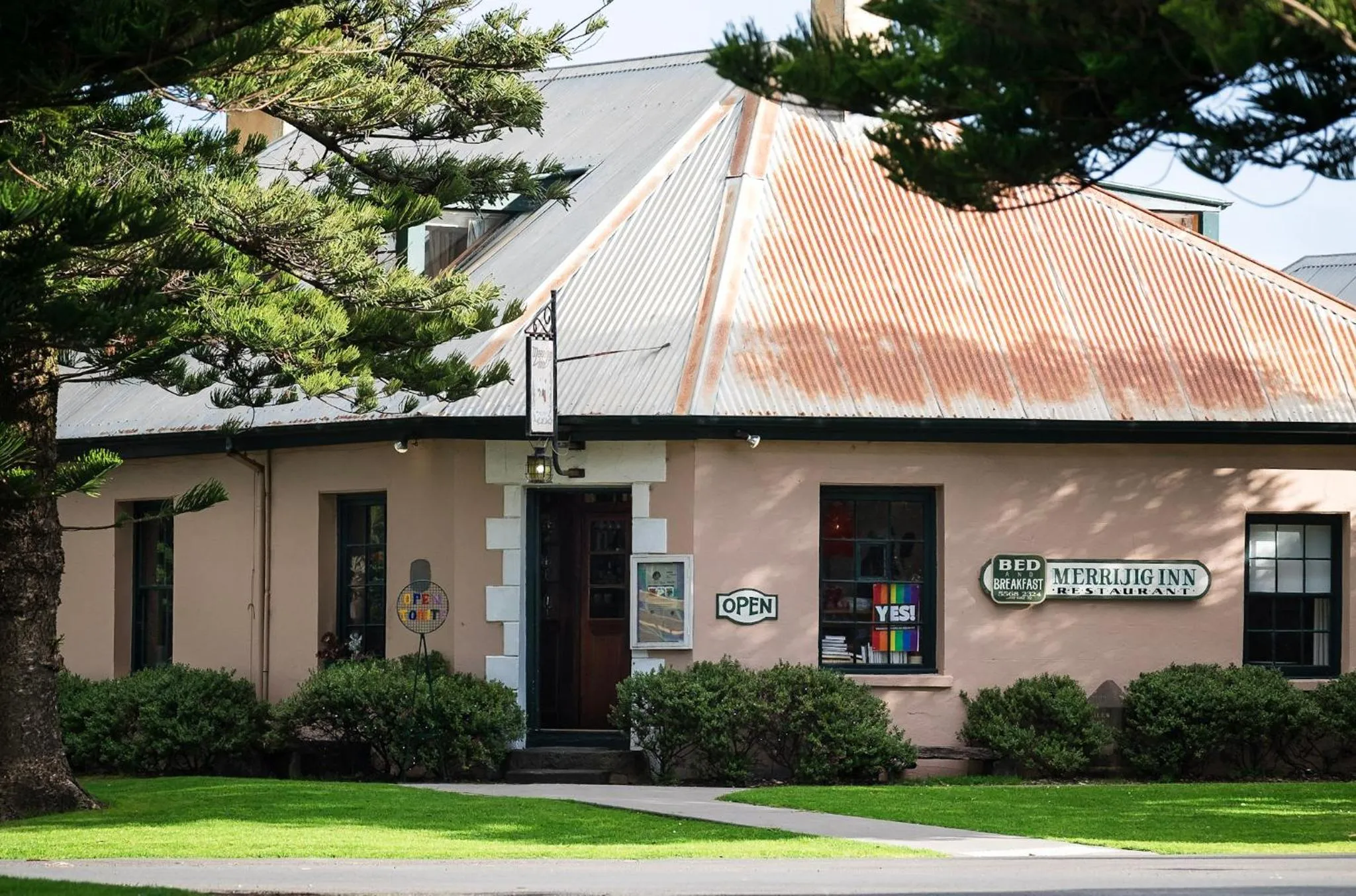 Restaurant/places to eat in Merrijig Inn