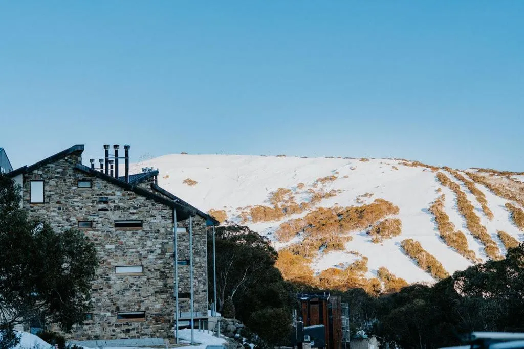 Mountain view in Alpine Woodsmoke Apartments