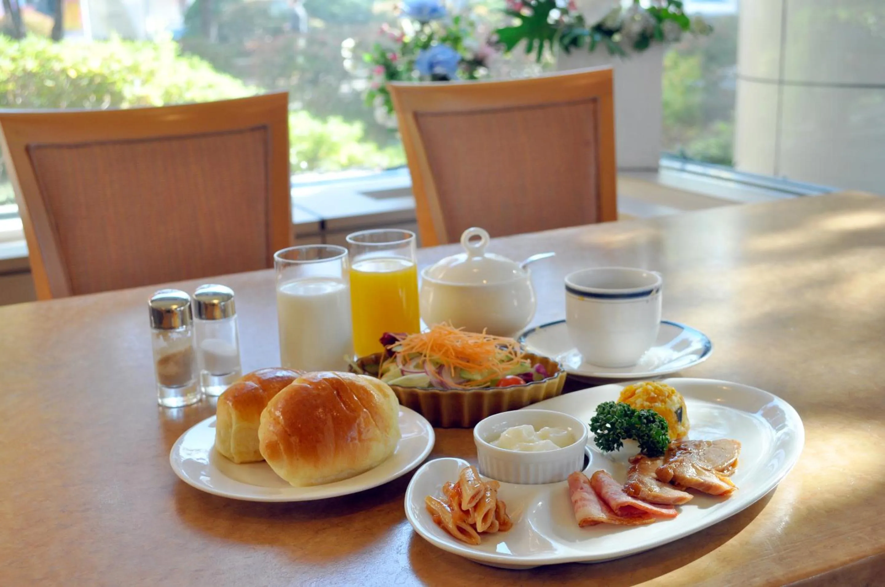 American breakfast in Hotel Sapporo Sun Plaza