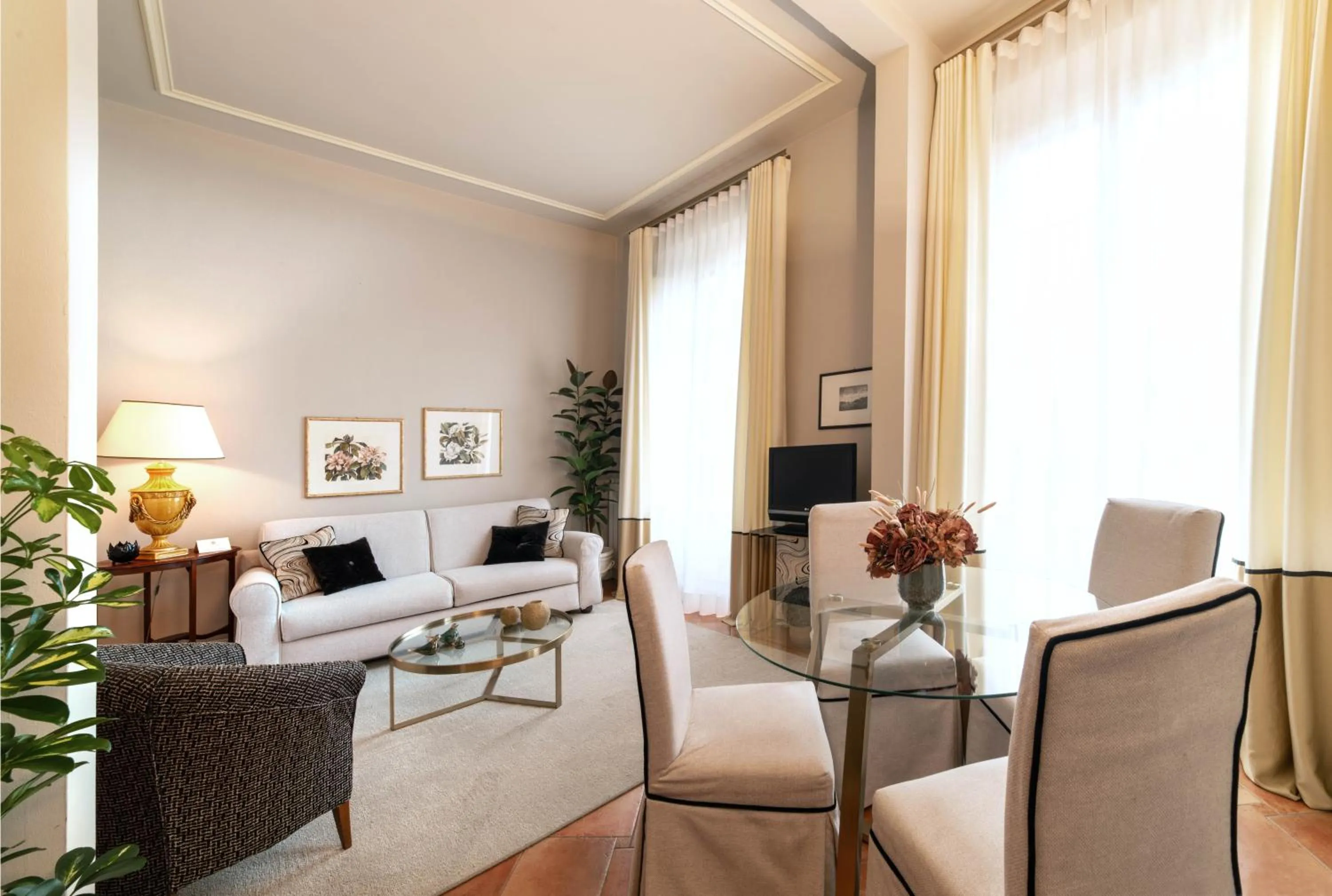 Dining area in Palazzo Alfani - Residenza d'Epoca