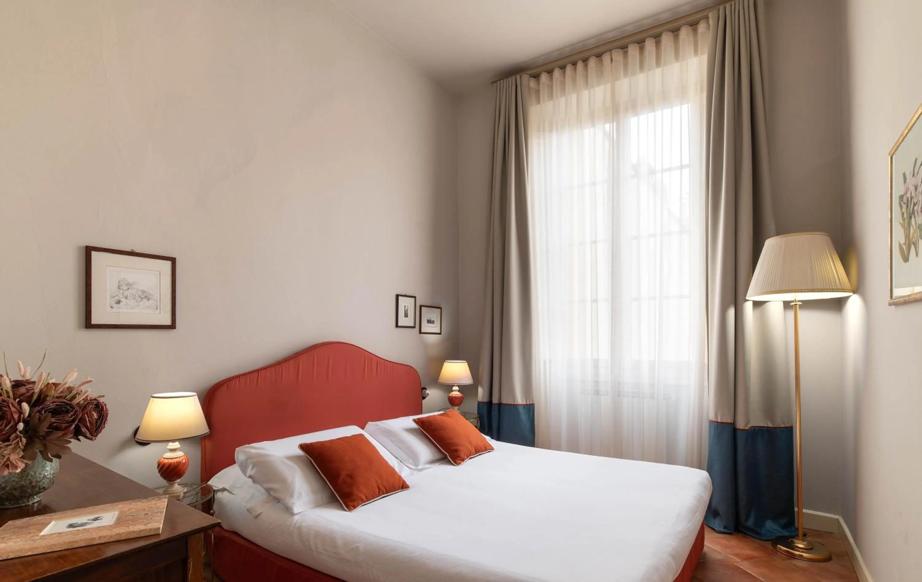 Bedroom, Bed in Palazzo Alfani - Residenza d'Epoca