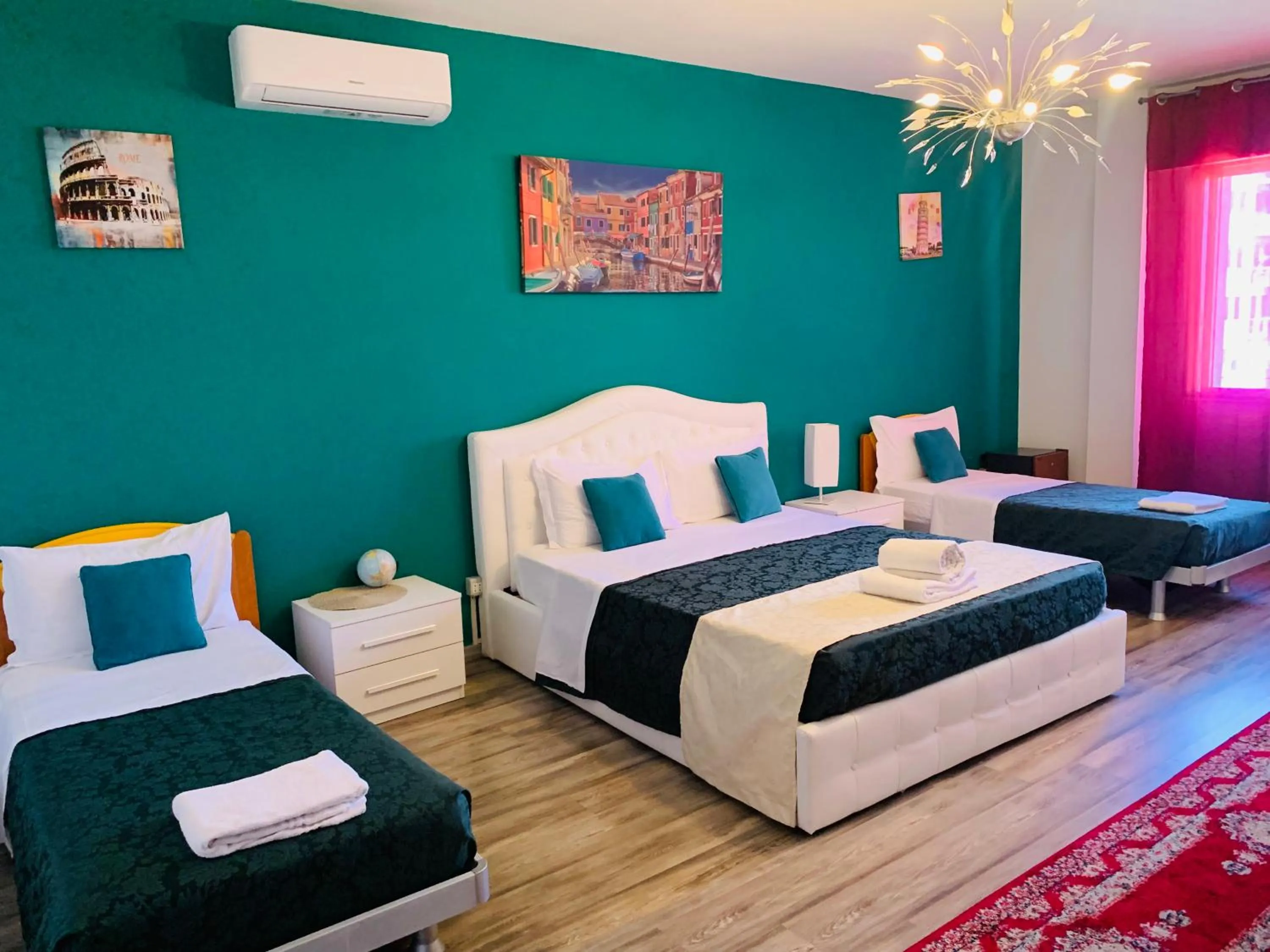 Bed in Venice Day Apartment