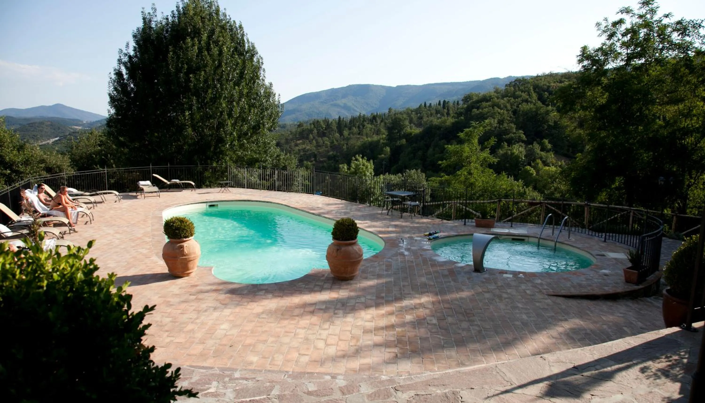 Day in Il Castelluccio Country Resort Restaurant & SPA