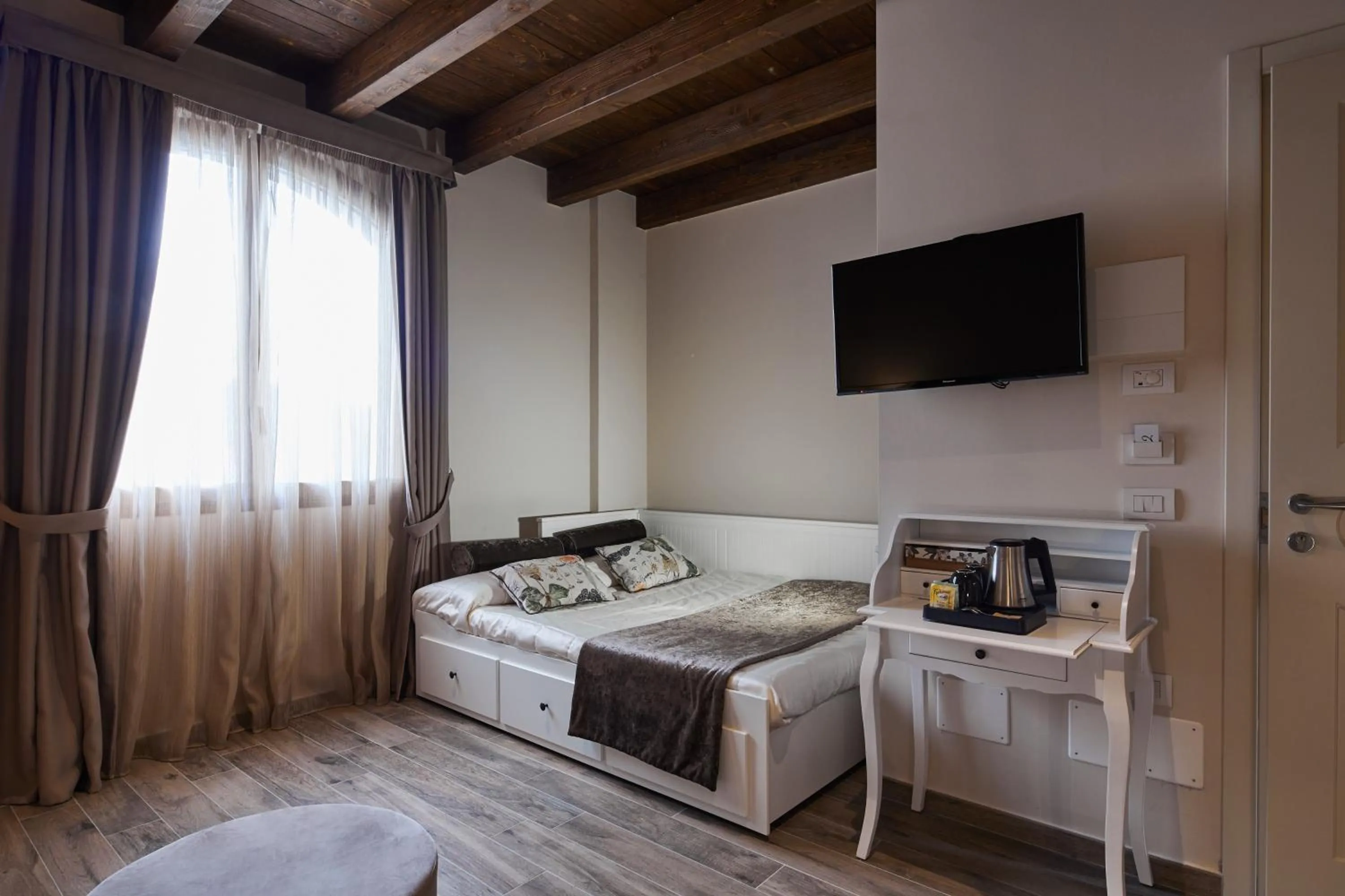 Bed in Il Castelluccio Country Resort Restaurant & SPA