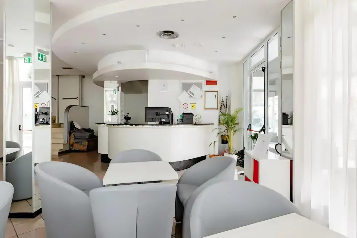 Lobby or reception in Hotel Villa Argia Rimini Marina Centro