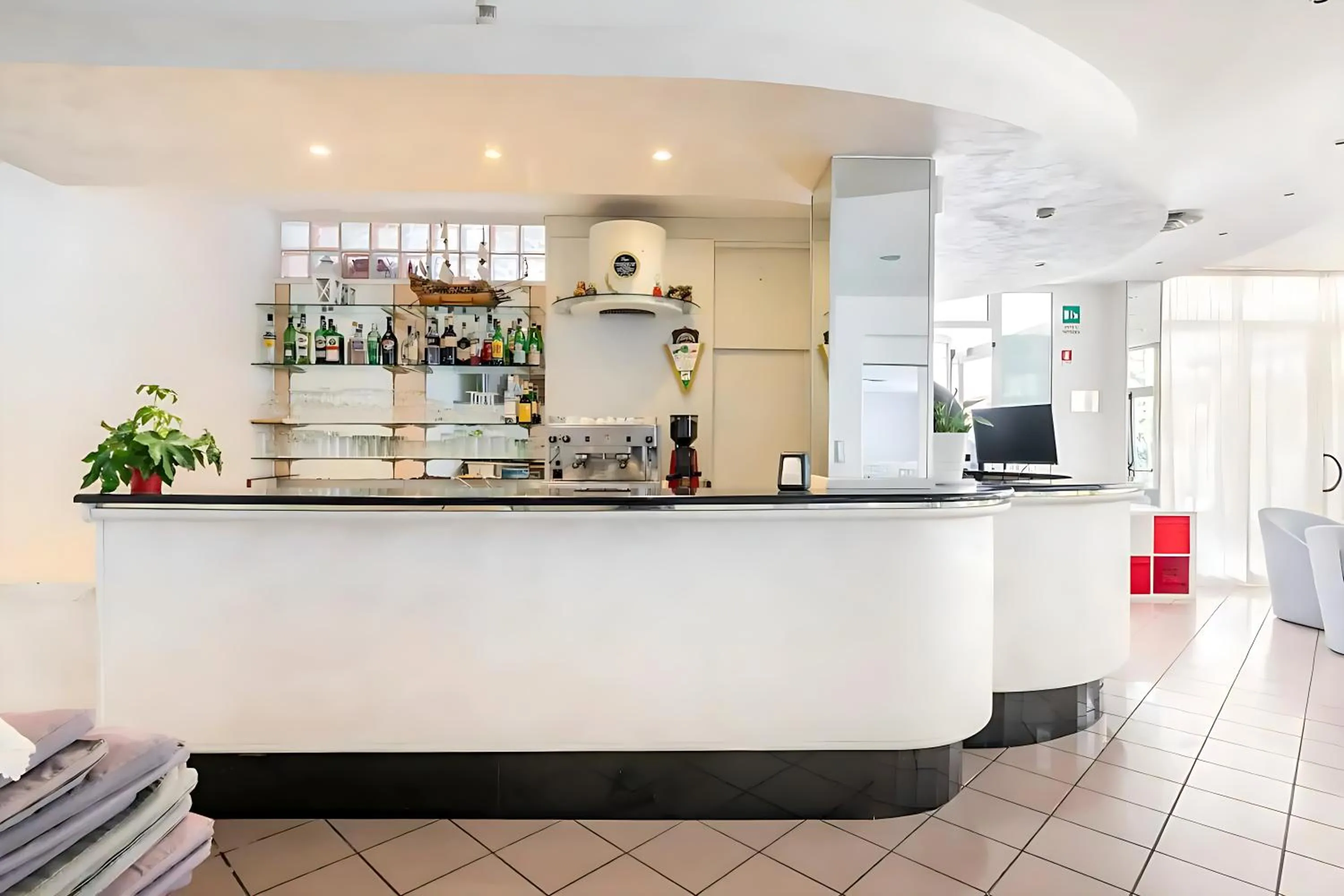 Lounge or bar in Hotel Villa Argia Rimini Marina Centro