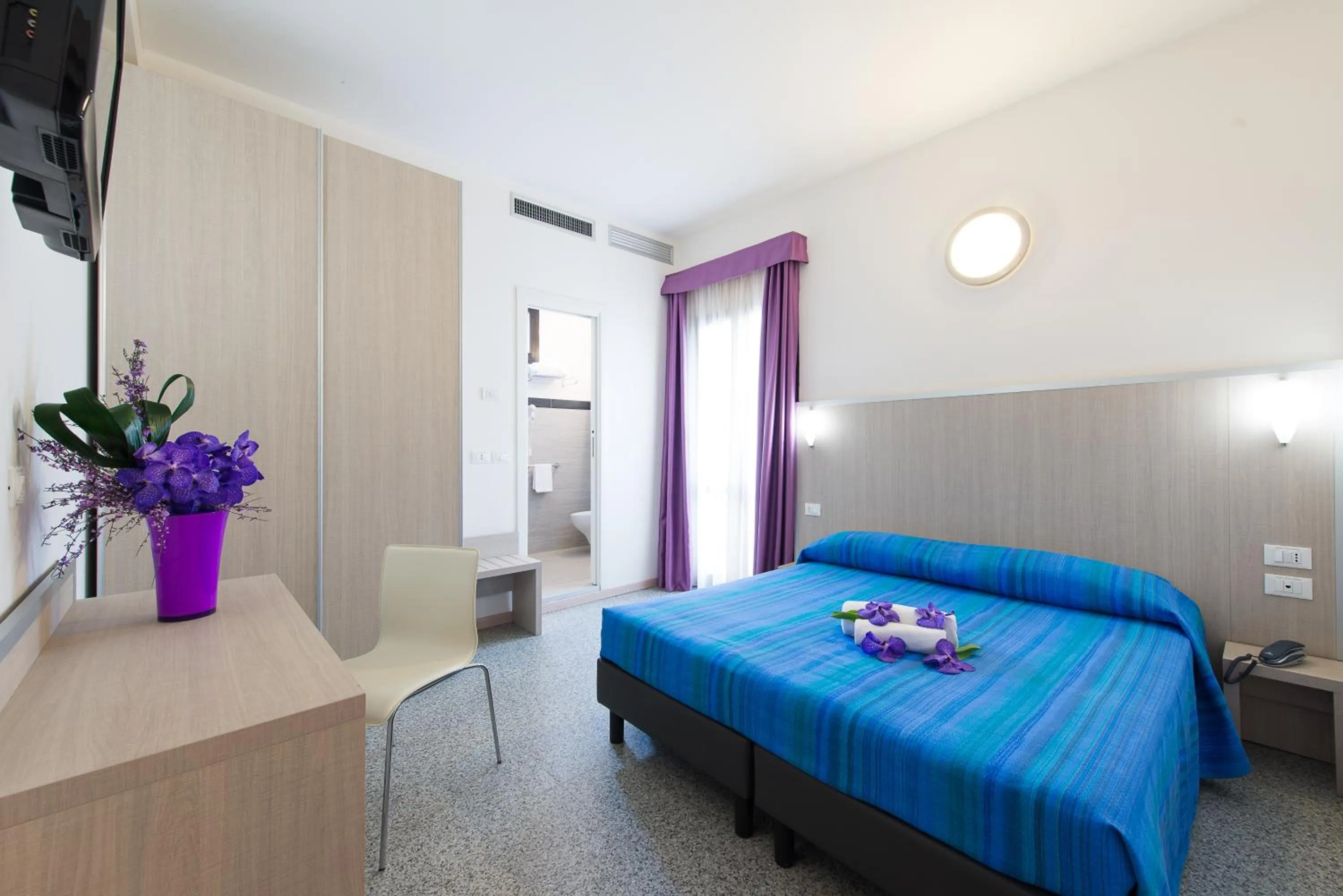 Bedroom, Bed in Hotel Villa Argia Rimini Marina Centro