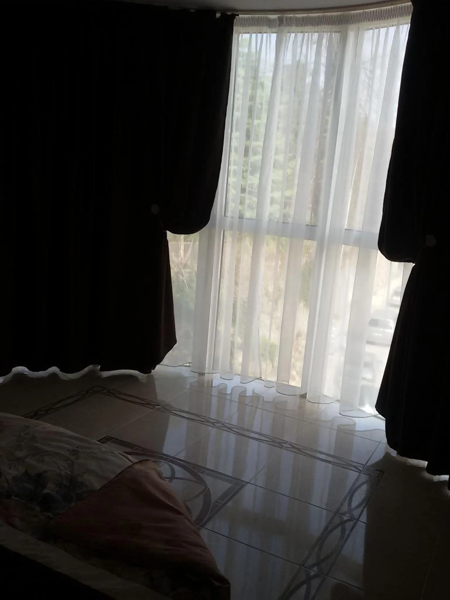 Decorative detail, Bed in Sandanski Peak Guest Rooms