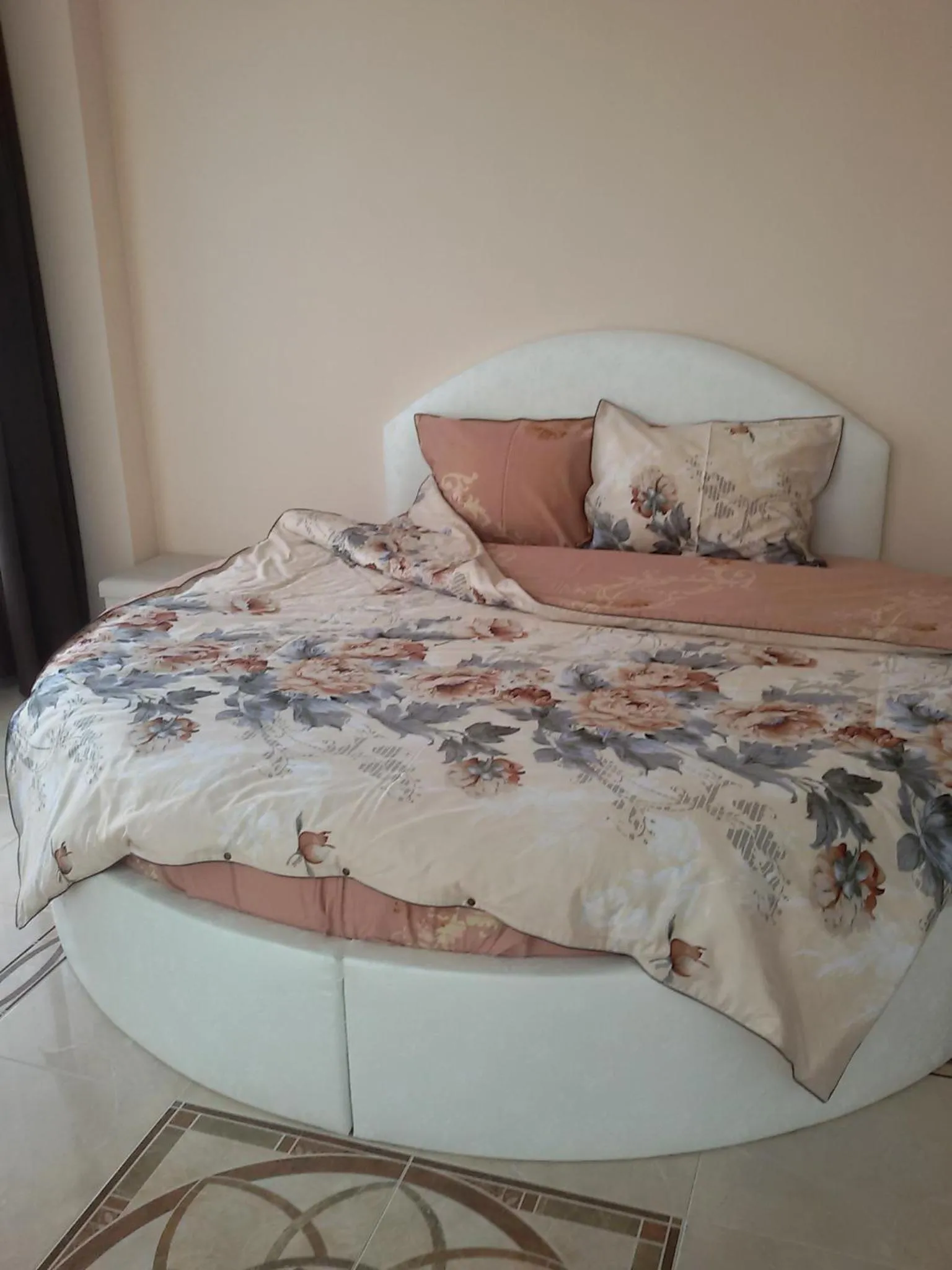Bed in Sandanski Peak Guest Rooms