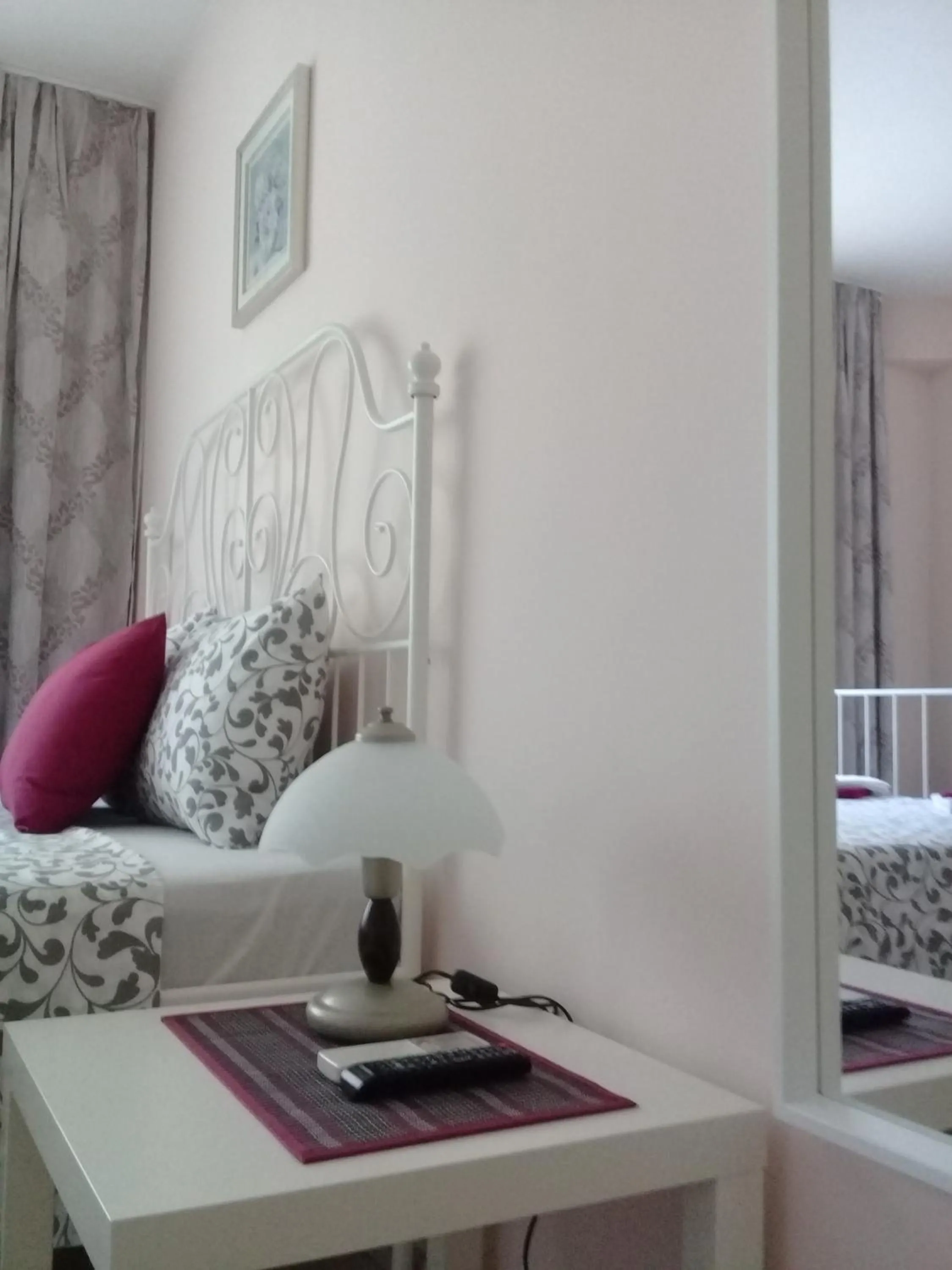 Bed in Sandanski Peak Guest Rooms