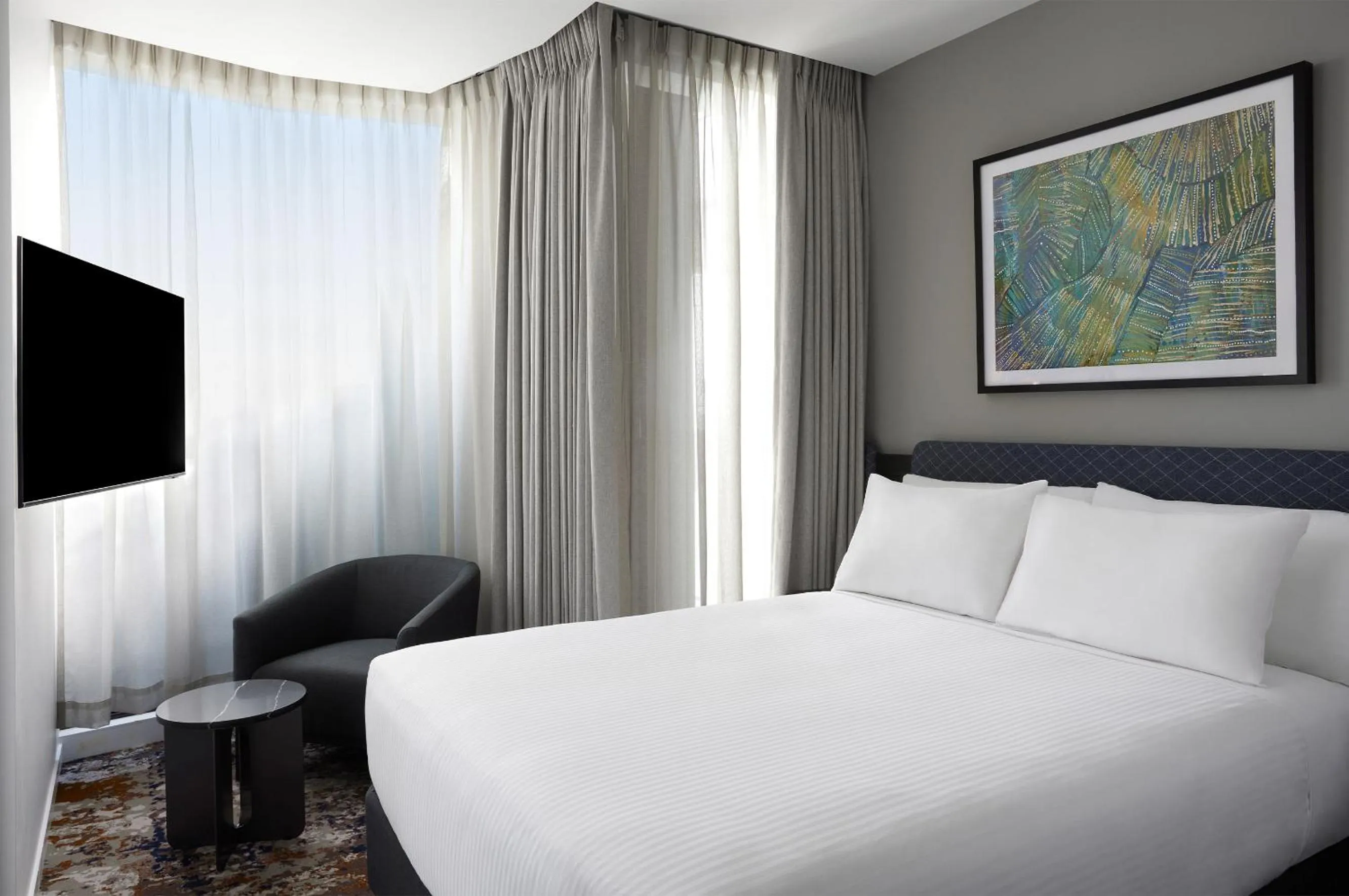 Bed in Adina Apartment Hotel Melbourne, Pentridge