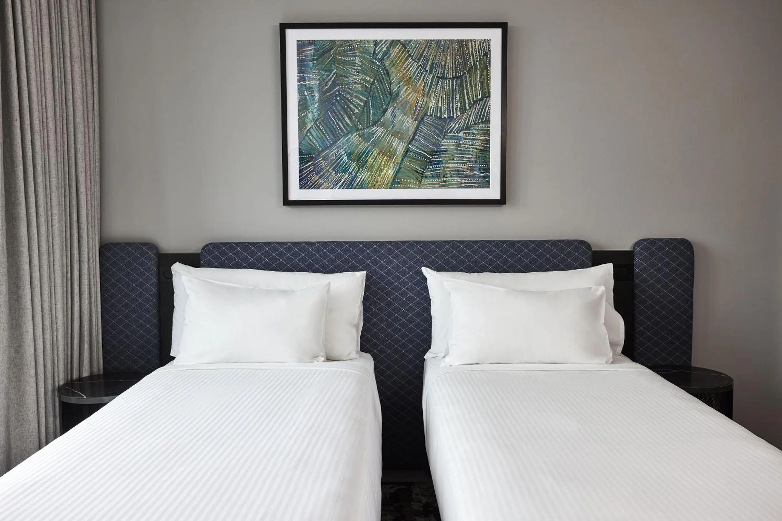 Bed in Adina Apartment Hotel Melbourne, Pentridge