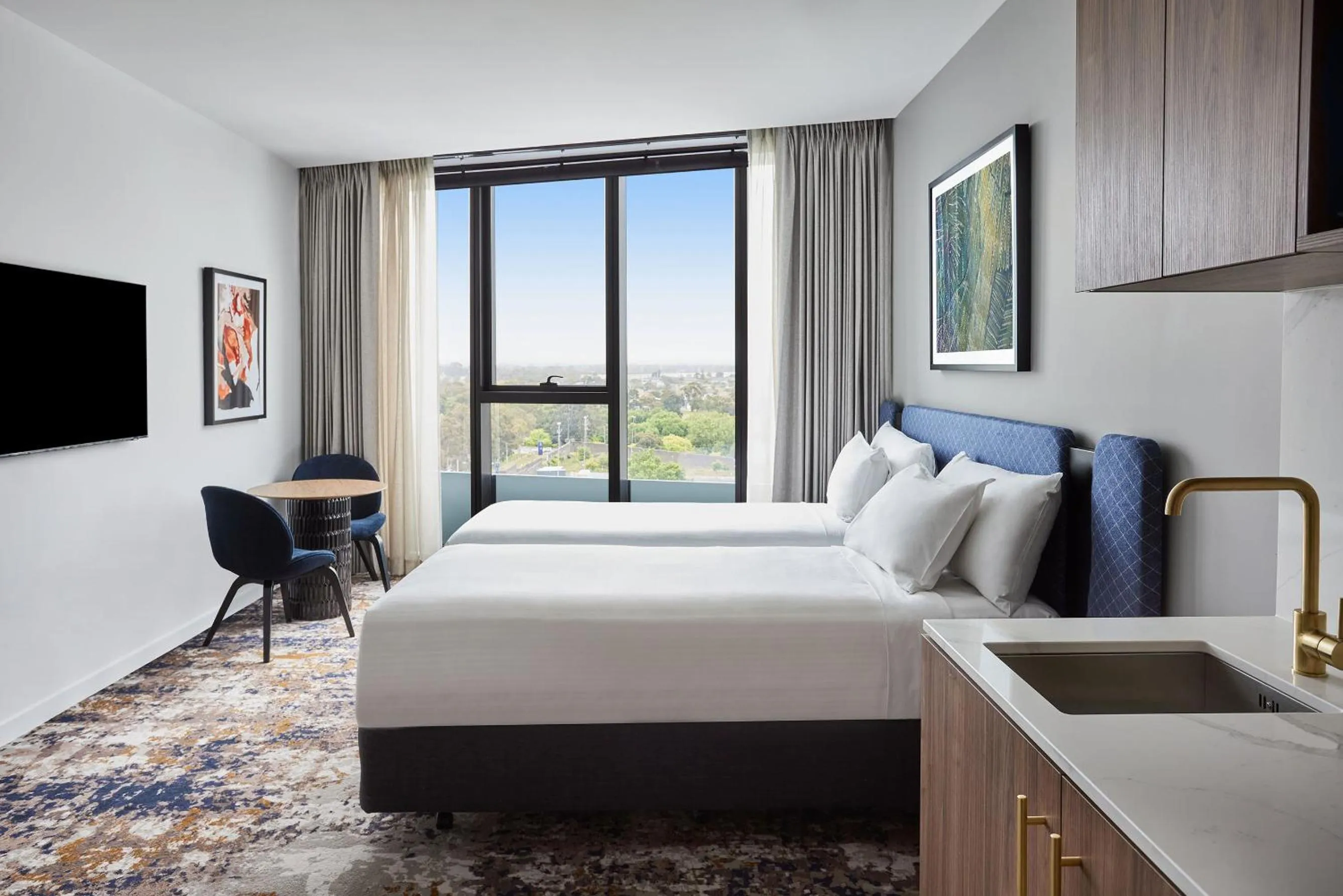 Bed in Adina Apartment Hotel Melbourne, Pentridge