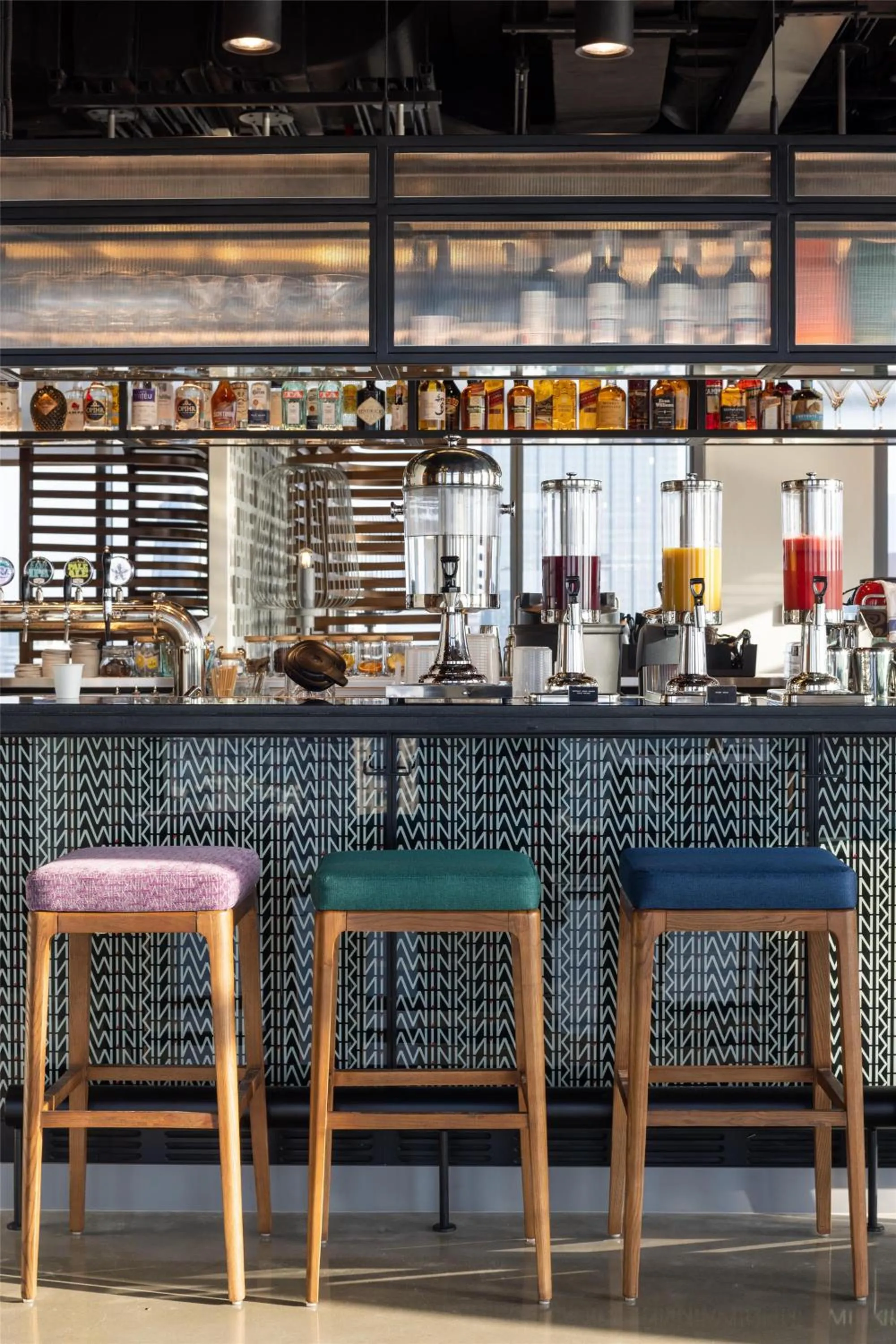 Lounge or bar in Wink Danang Centre, Unscripted by Hyatt - 24 Hours stay