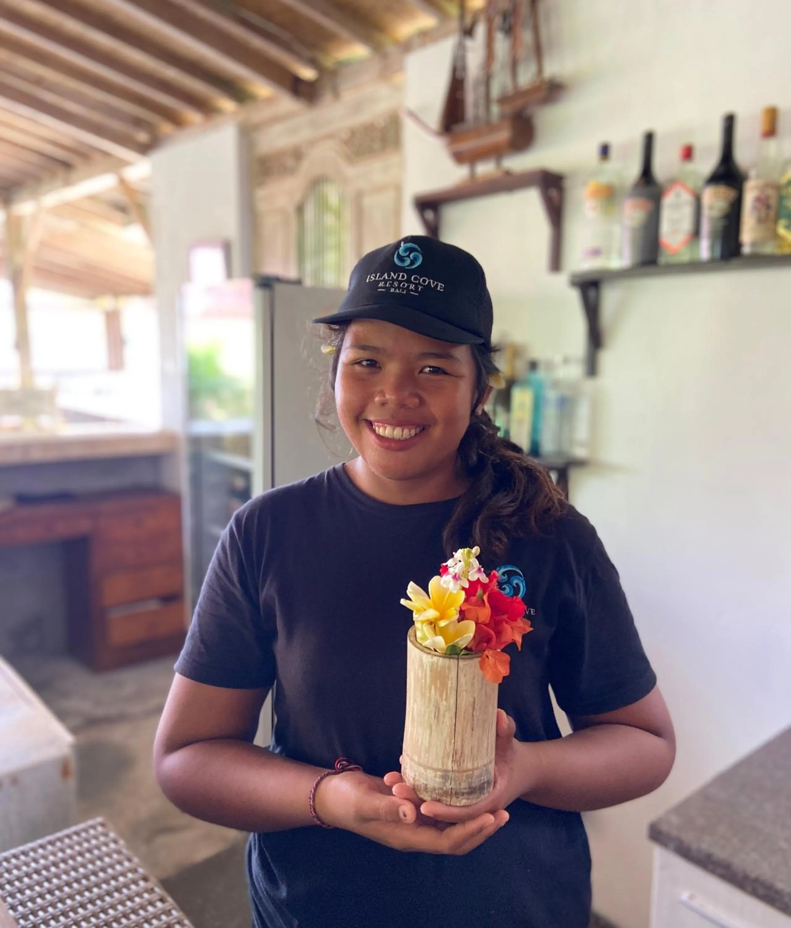 Staff in Kov Ceningan