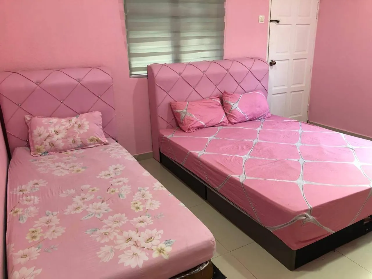 Bedroom, Bed in RD Legend Hotel